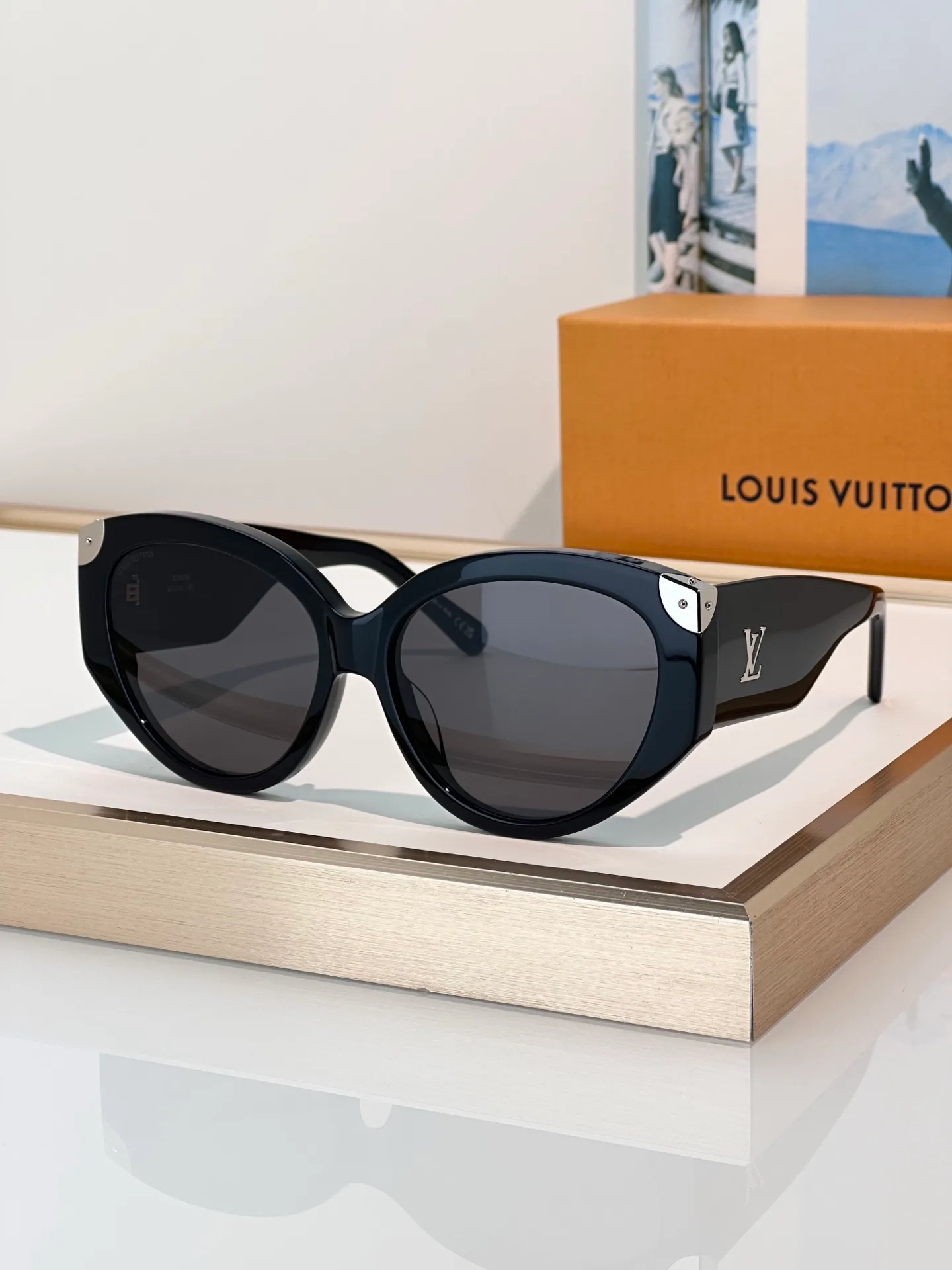 Glasses LOUIS VUITTON 18060389