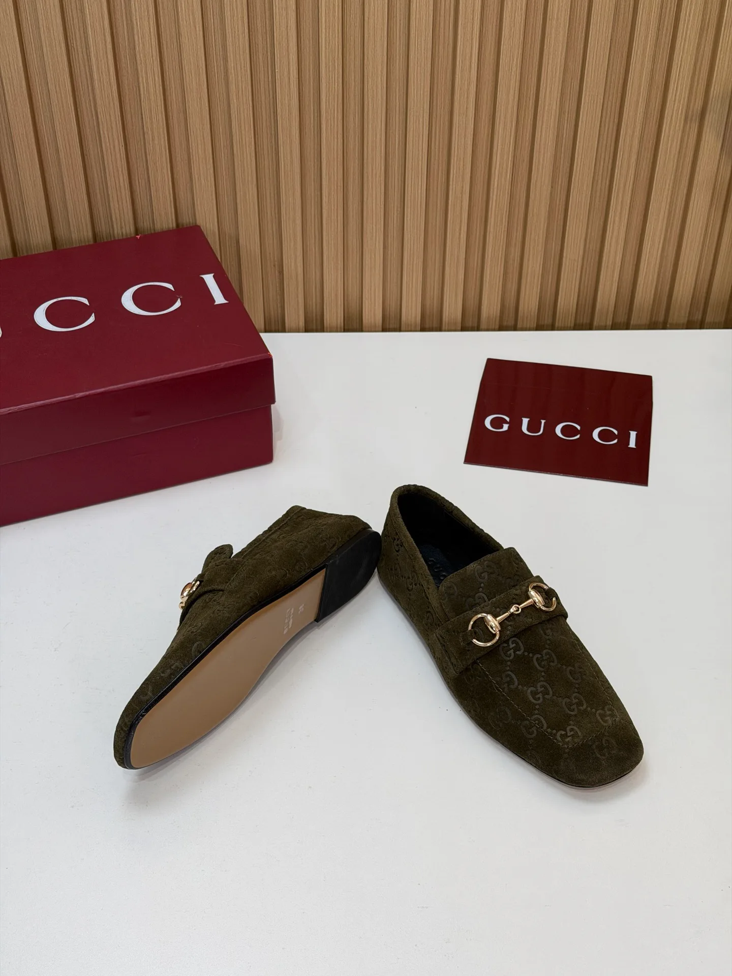 Women's Loafers And Moccasins GUCCI 18083809