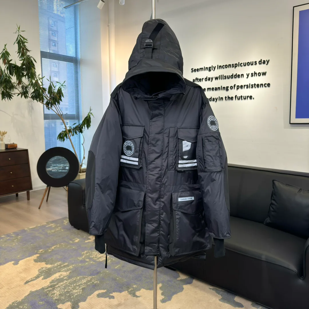 Men's Jackets And Down Jackets CANADA GOOSE 18179276