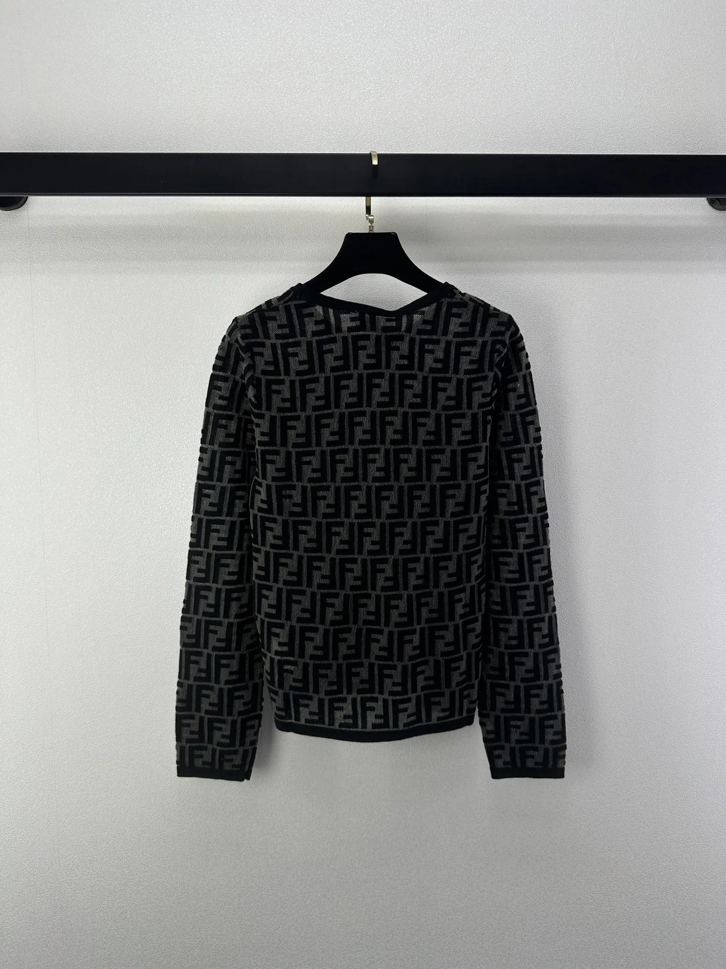 Джемперы И Свитеры Женские Fendi 18664966
