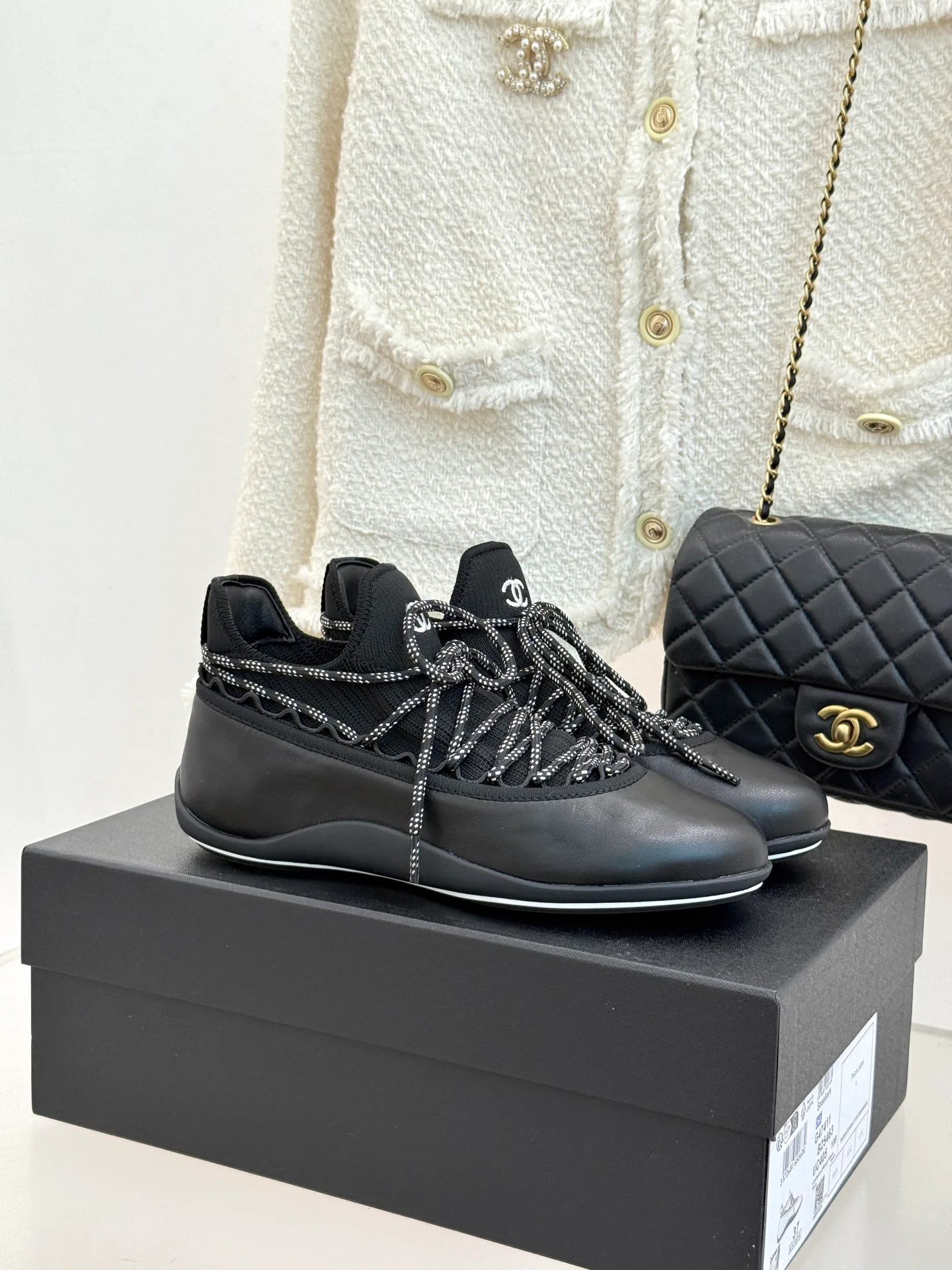 Women's Sneakers CHANEL 16891578