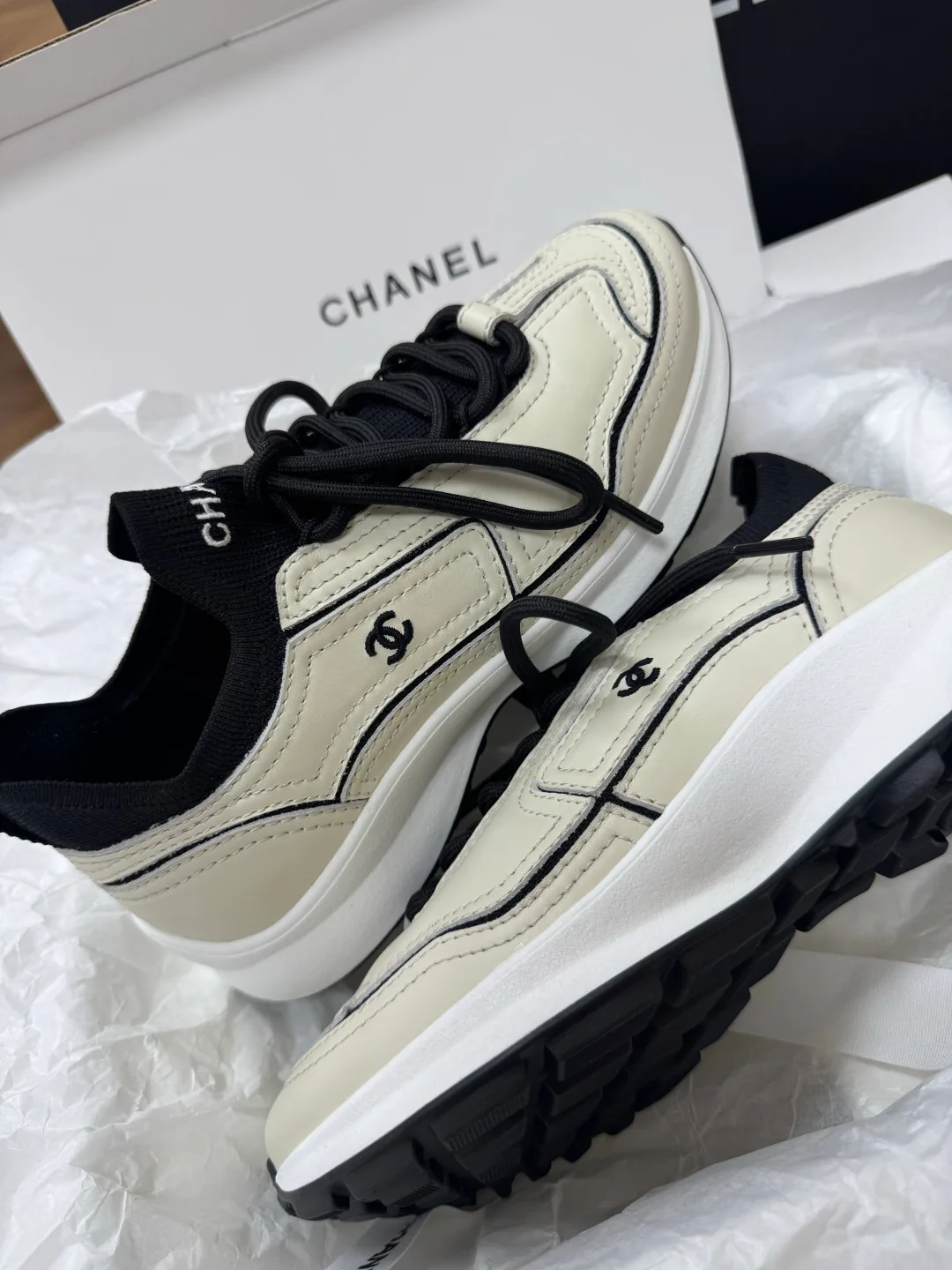 Women's Sneakers CHANEL 17418273