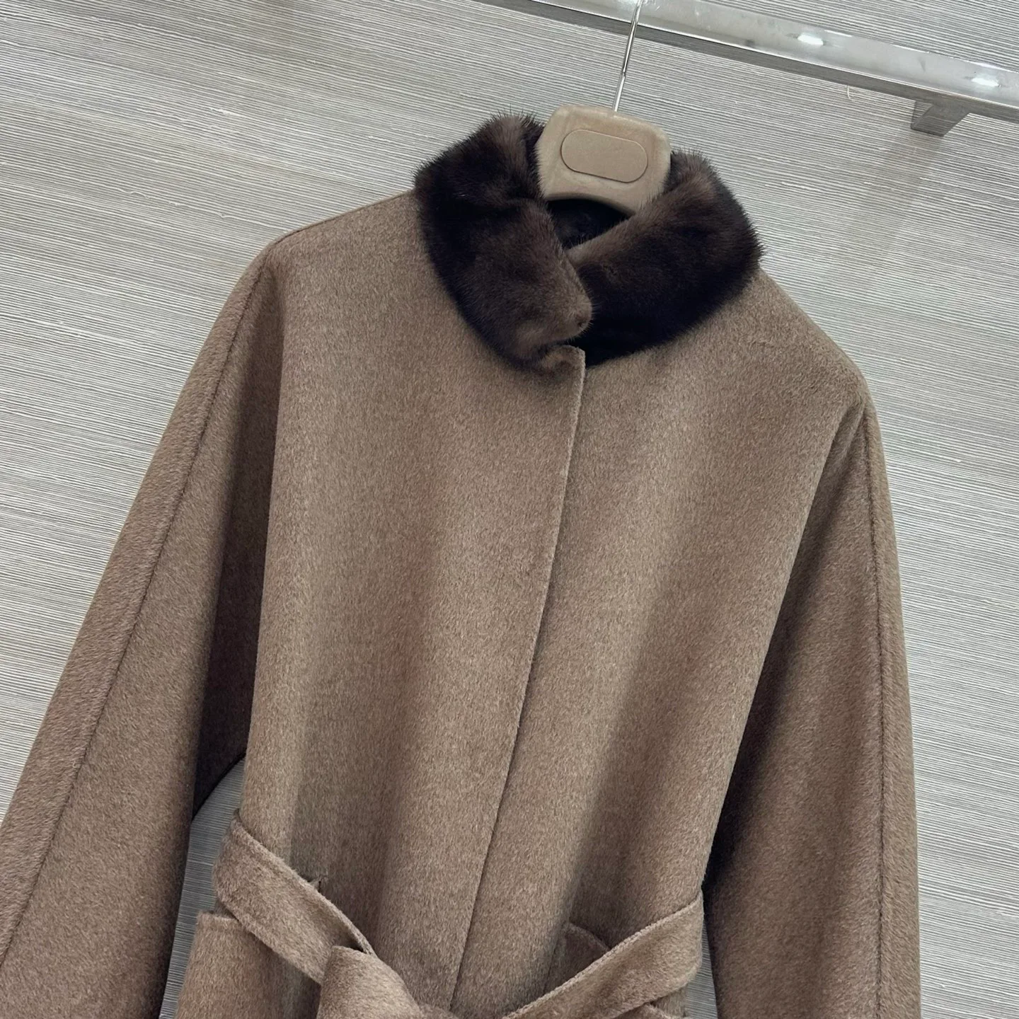 Women's Coats LORO PIANA 17921295