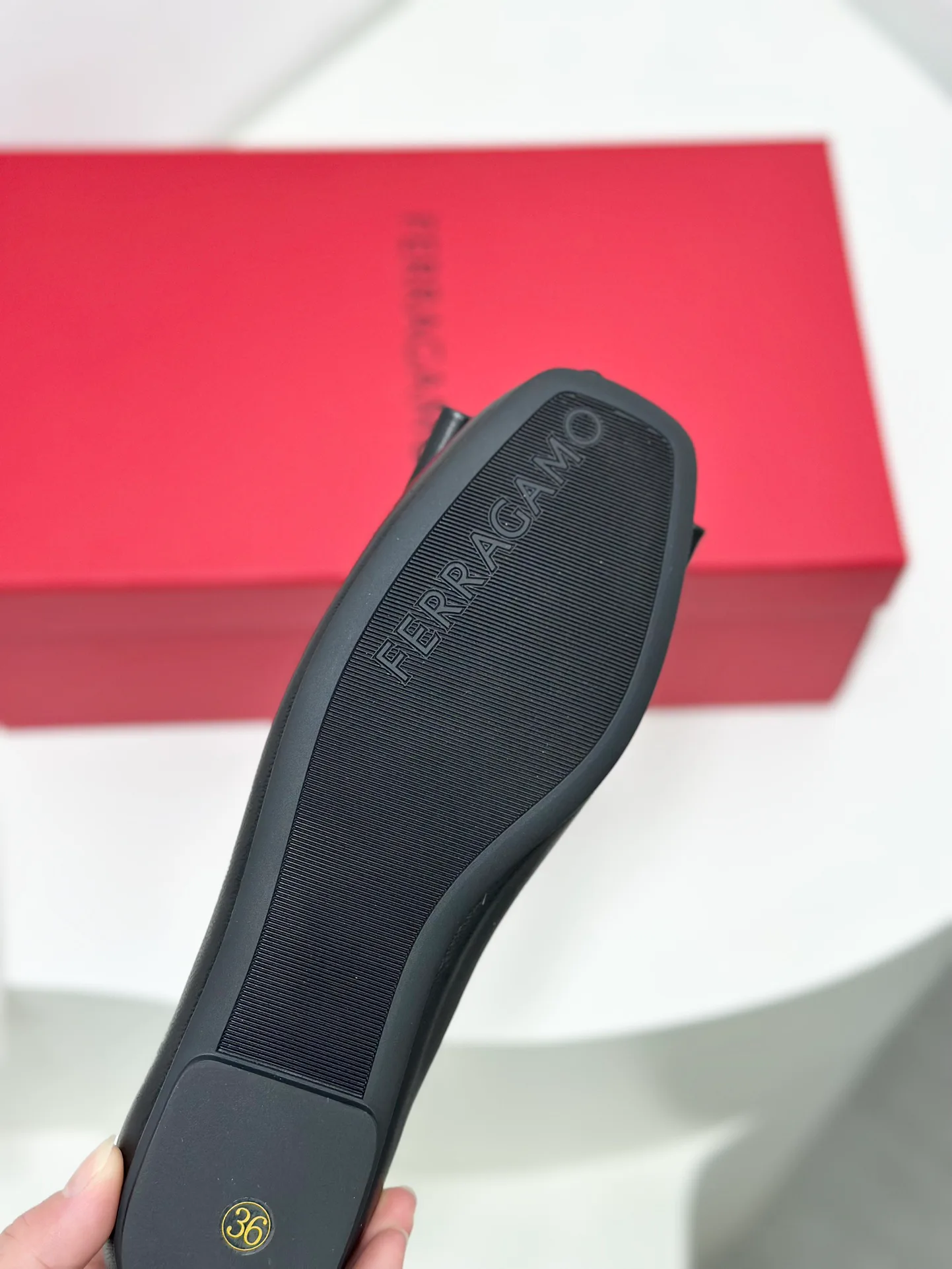 Women's Ballet Flats SALVATORE FERRAGAMO 18531859