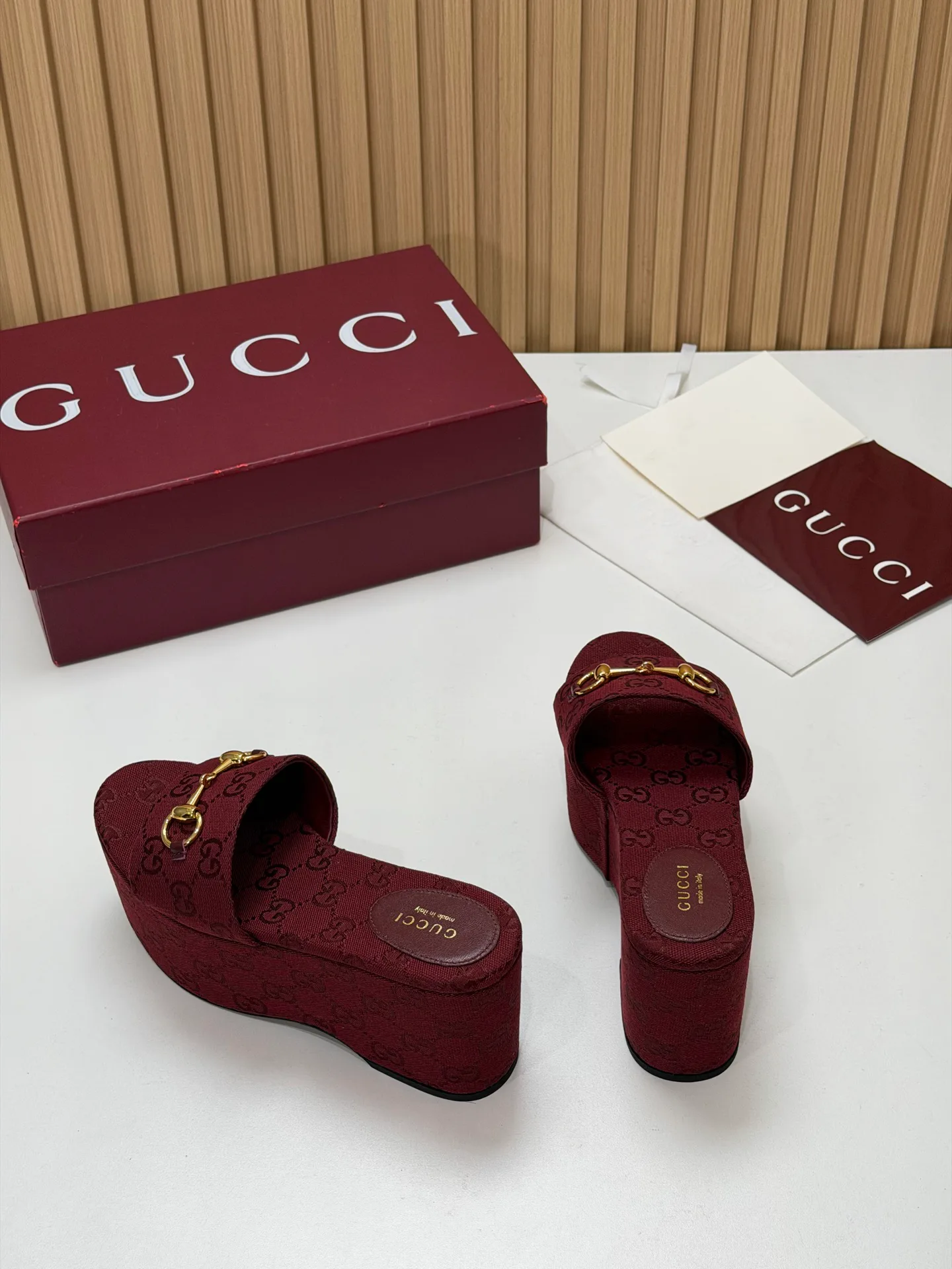 Women's Open-Toe Sandals GUCCI 17631675