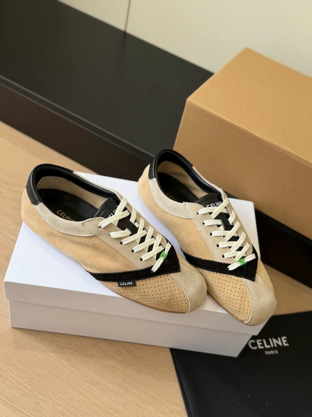 Women's Sneakers CELINE 18224059