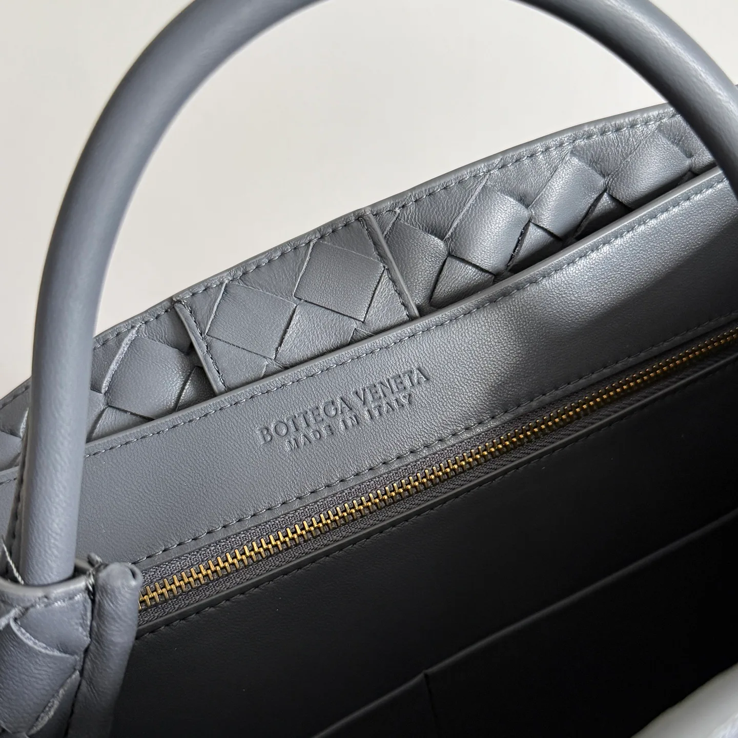 Women's Classic Handbags BOTTEGA VENETA 16890025