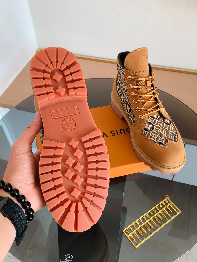 Men's Ankle Boots LOUIS VUITTON 18263712