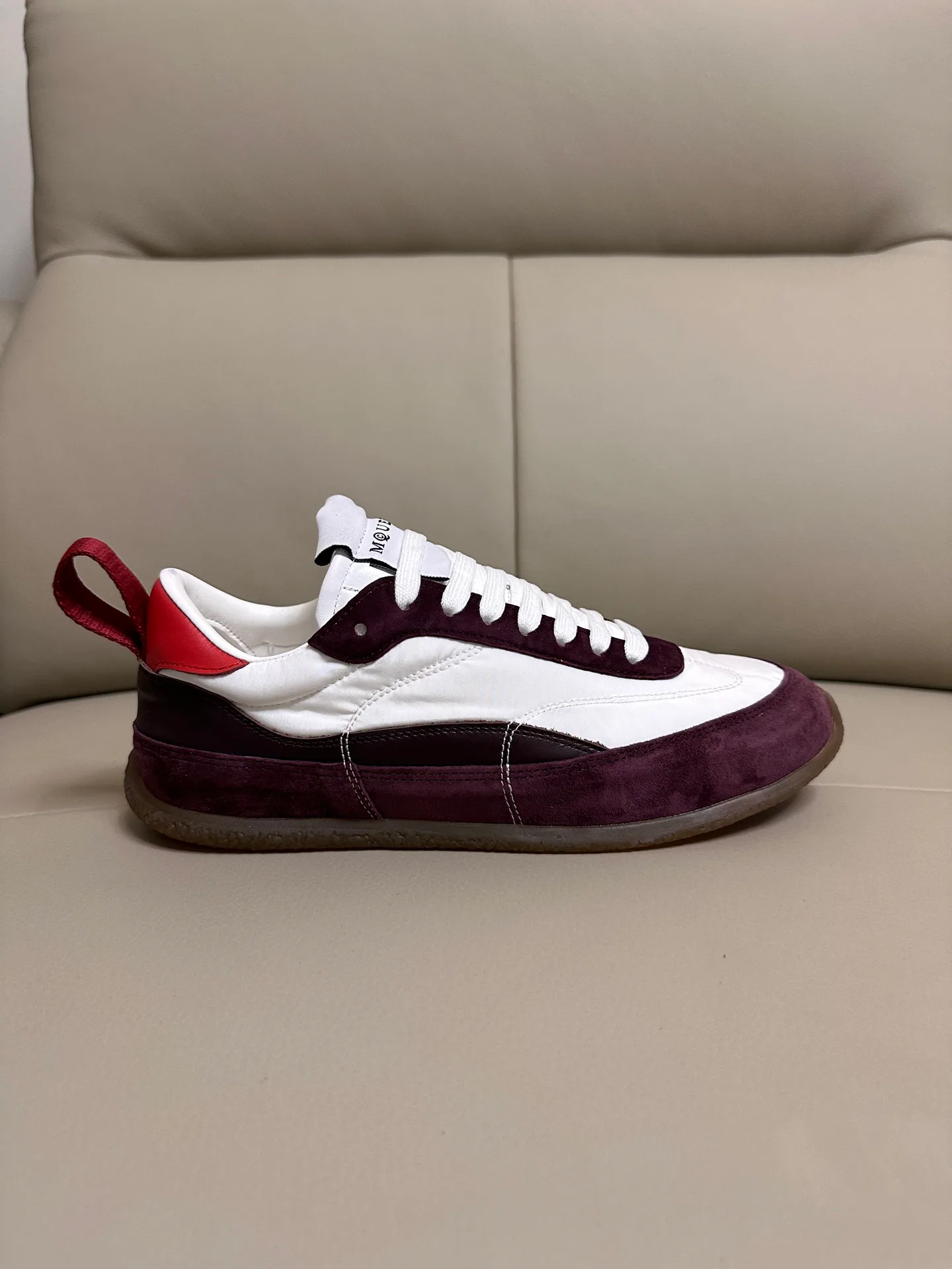 Кроссовки Женские Alexander Mcqueen 18616756