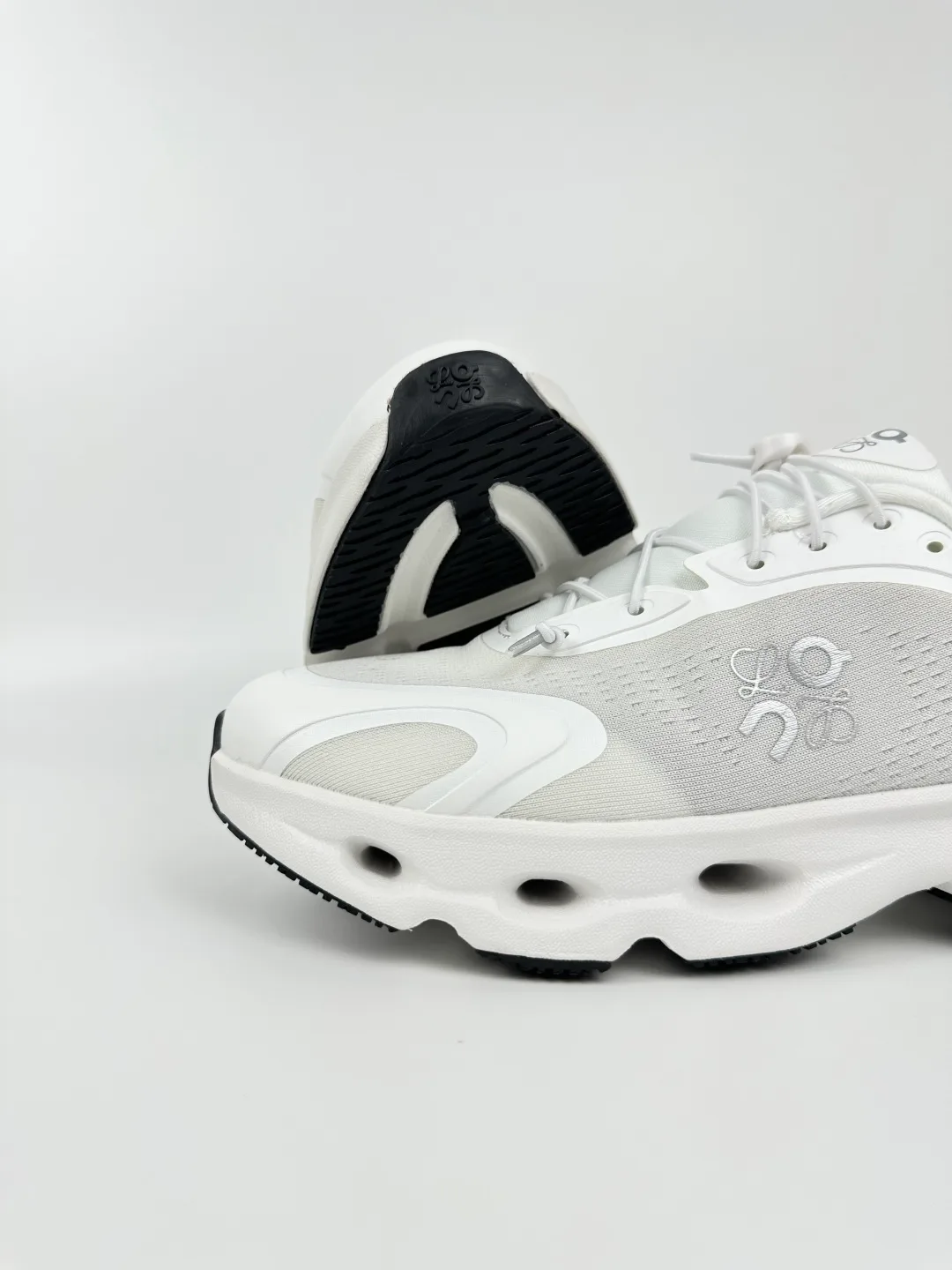 Women's Sneakers LOEWE 18101043