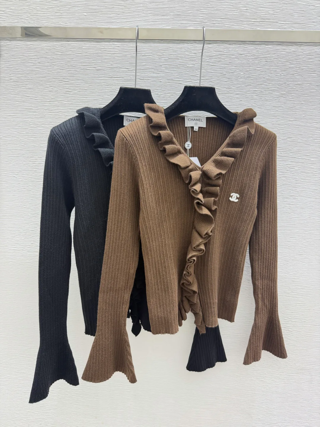 Women's Jumpers And Sweaters CHANEL 18138059