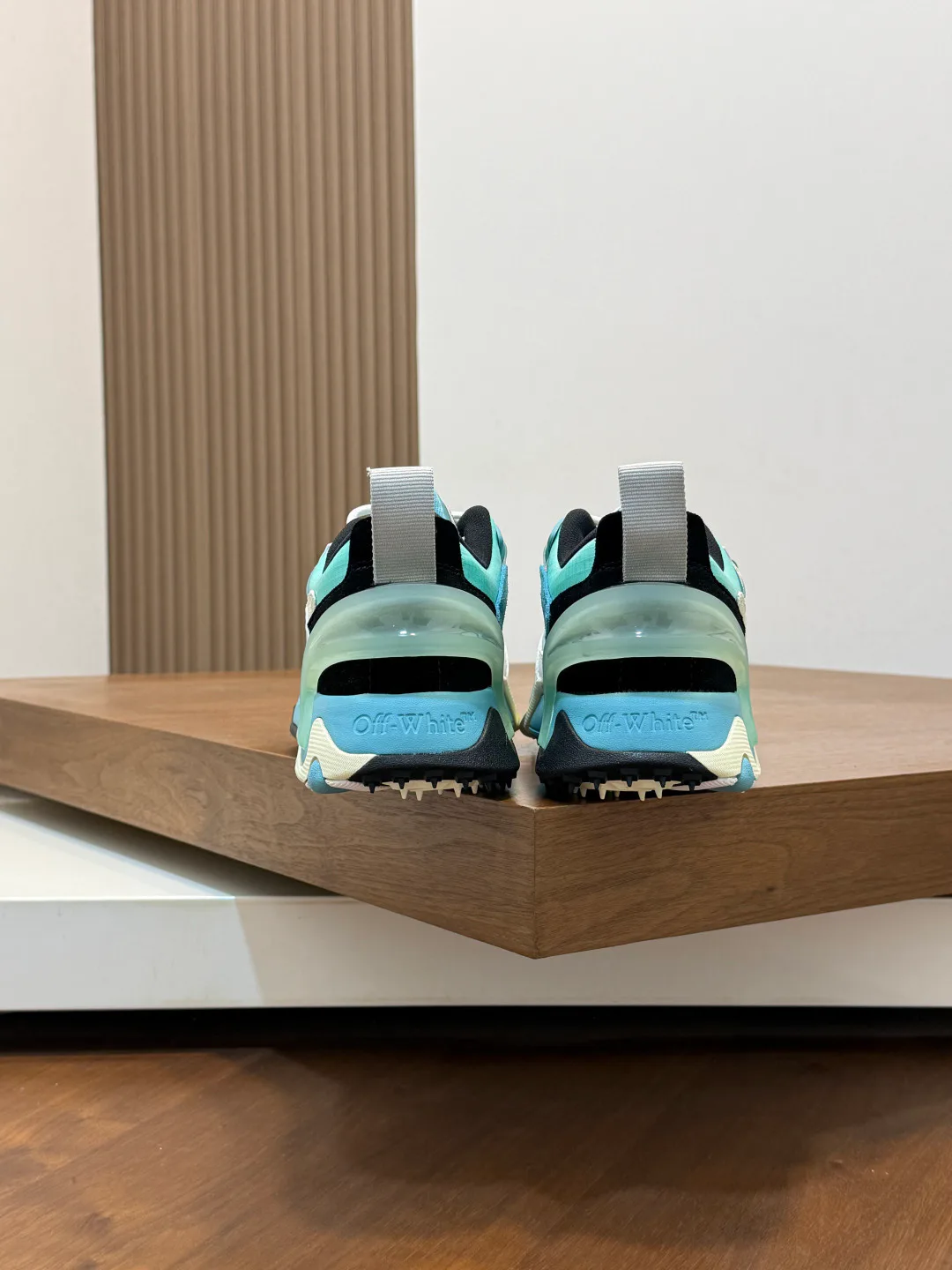 Women's Sneakers OFF-WHITE 17908771
