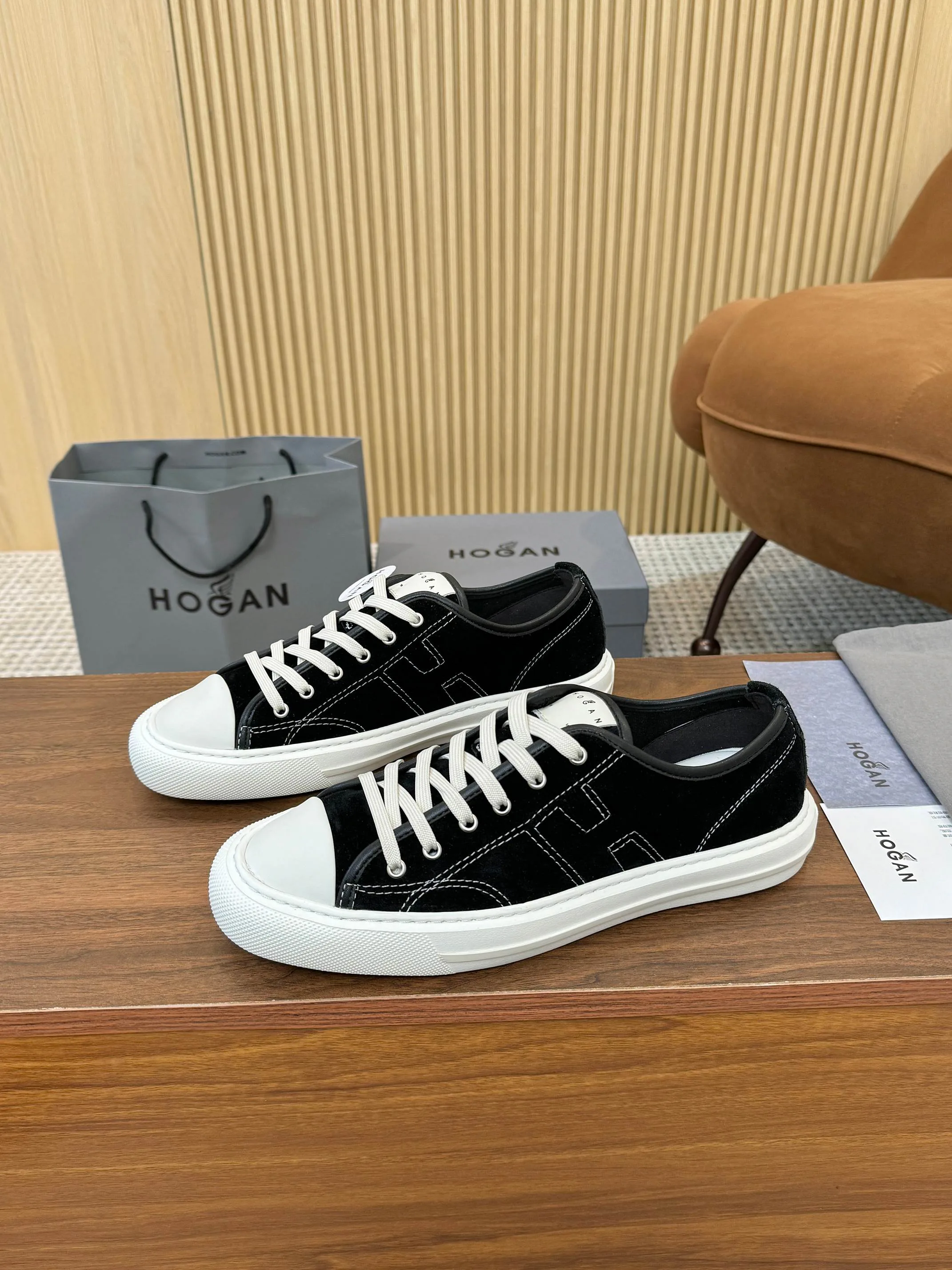 Men's Sneakers HOGAN 17810422