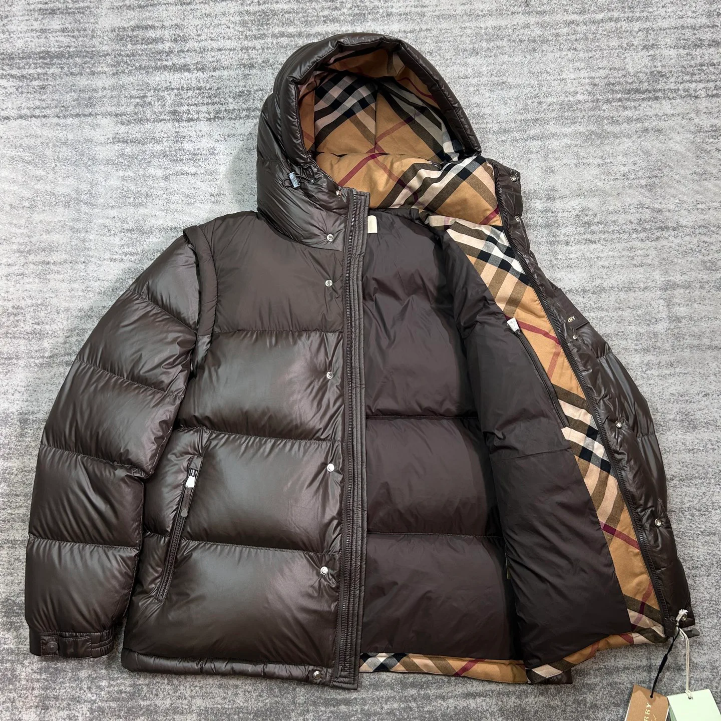 Women's Jackets And Down Jackets BURBERRY 18255157