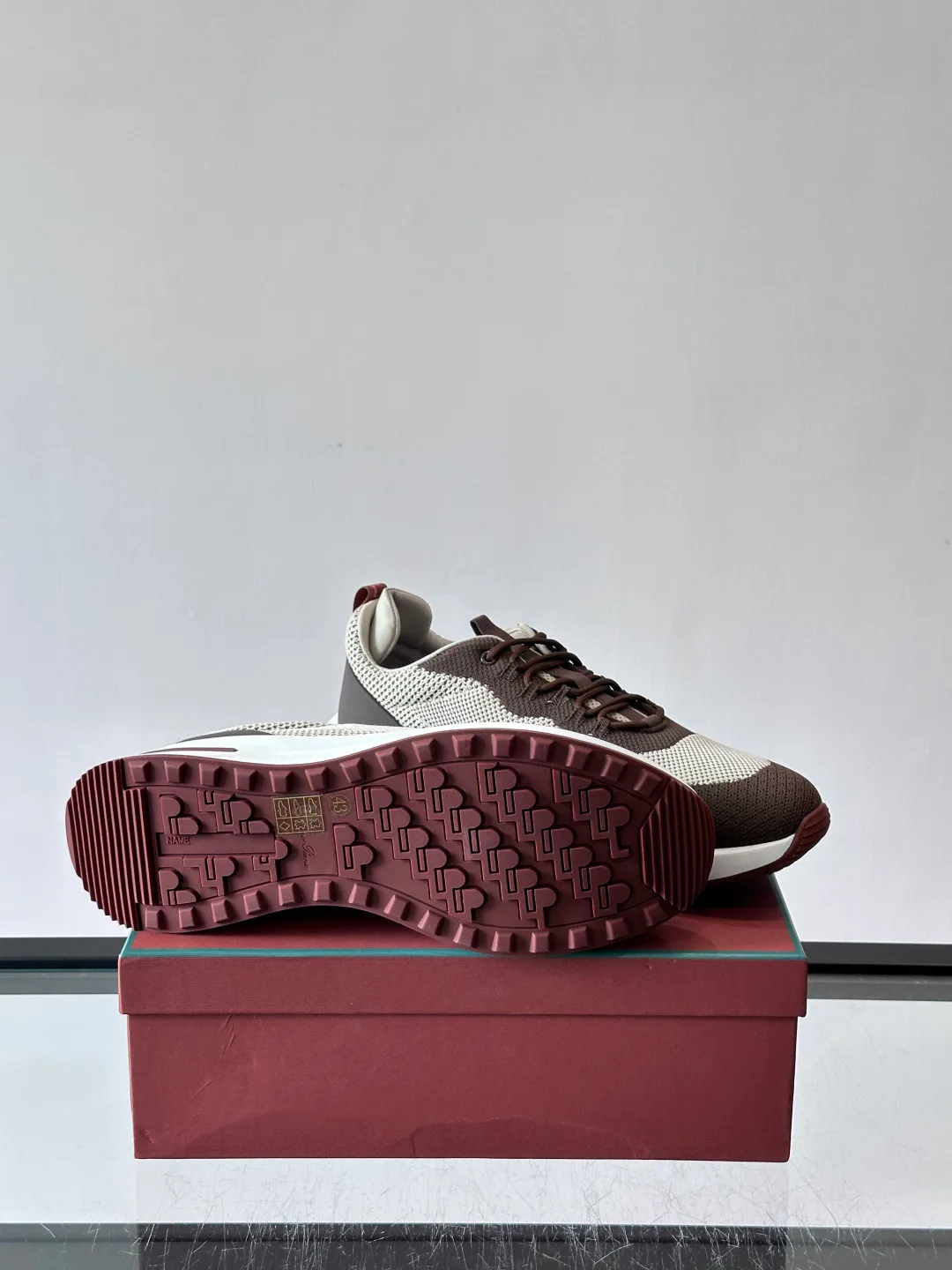 Men's Sneakers LORO PIANA 18265118