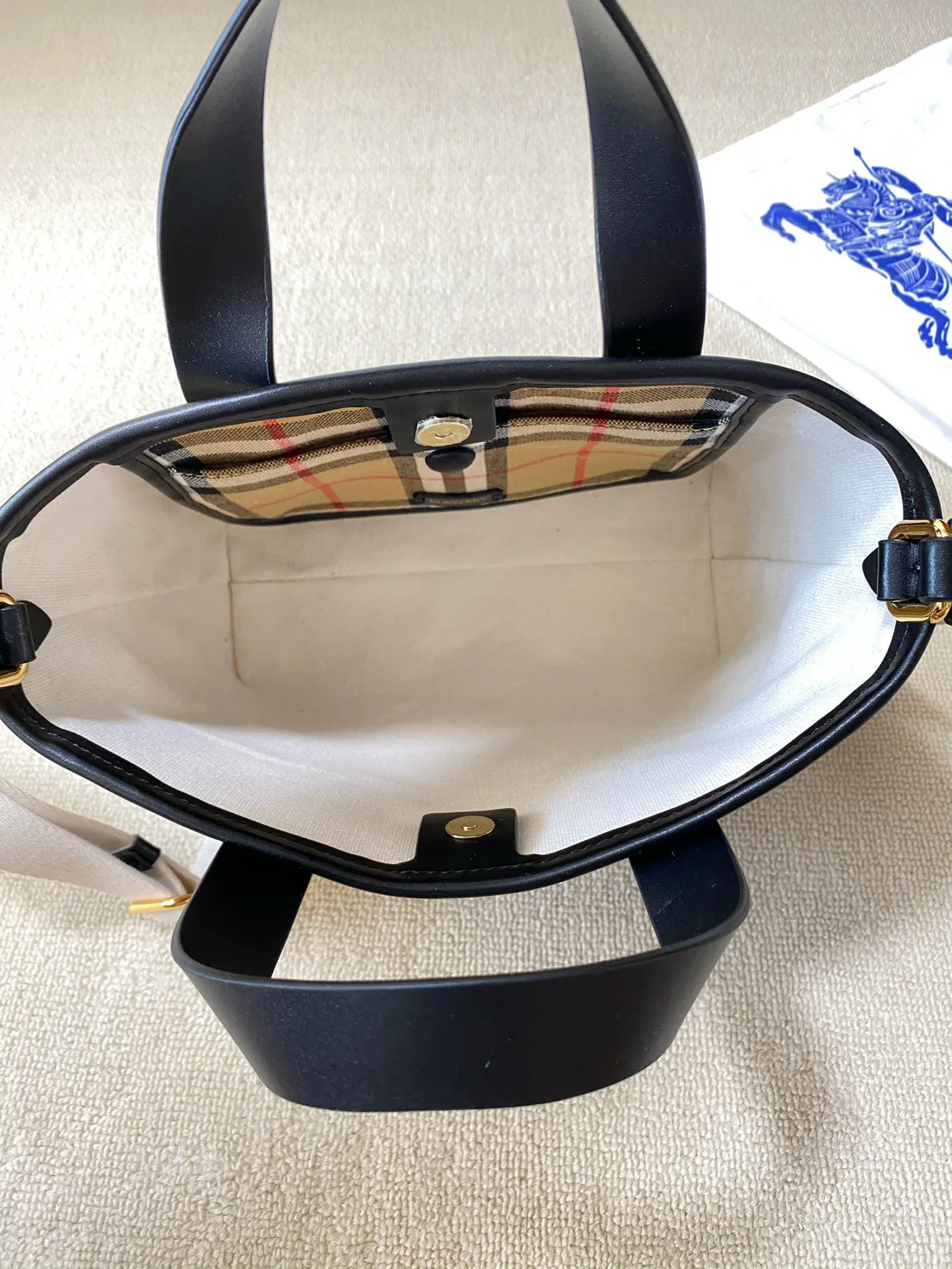 Women's Classic Handbags BURBERRY 17960836