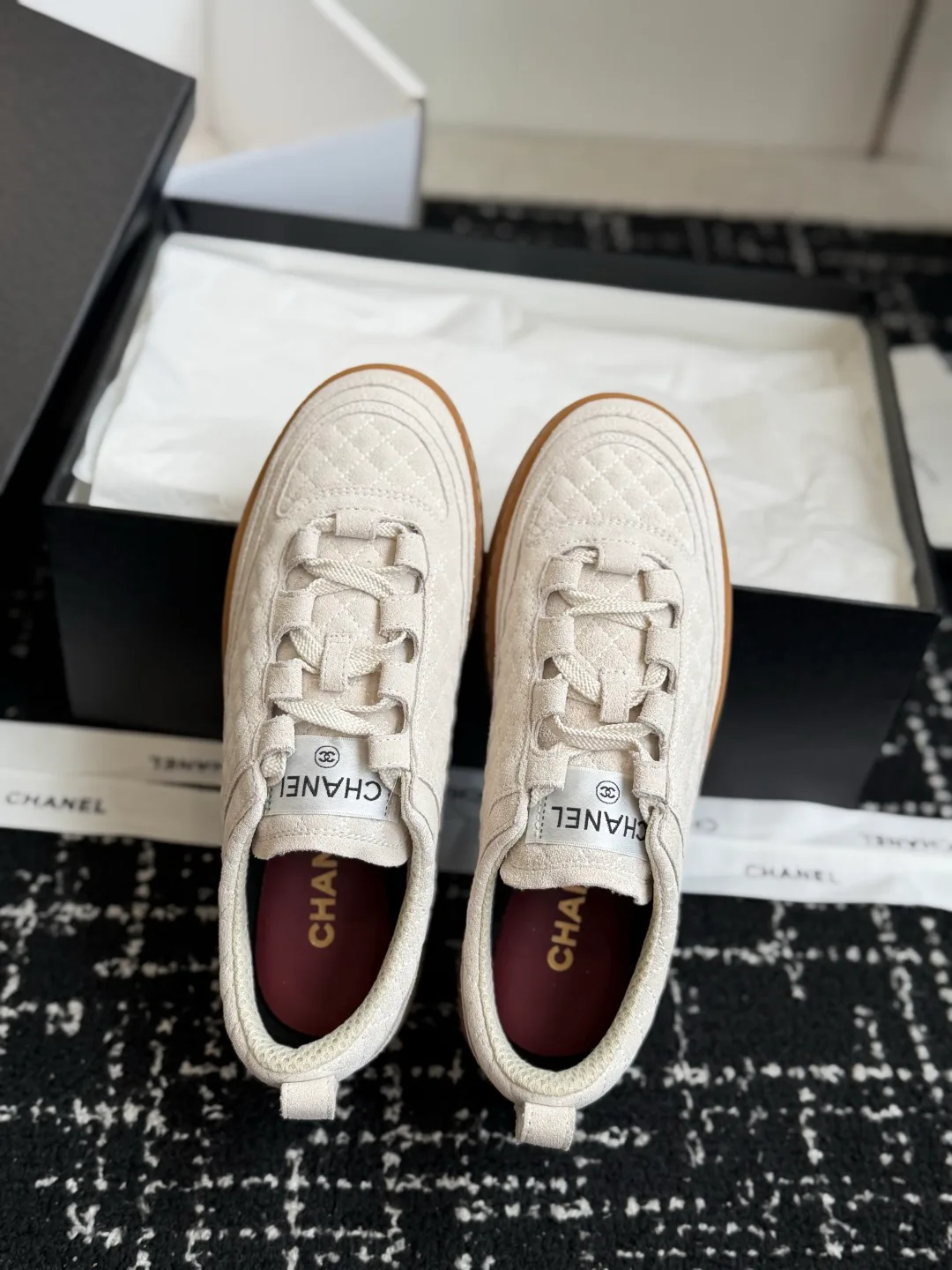Women's Sneakers CHANEL 17740566
