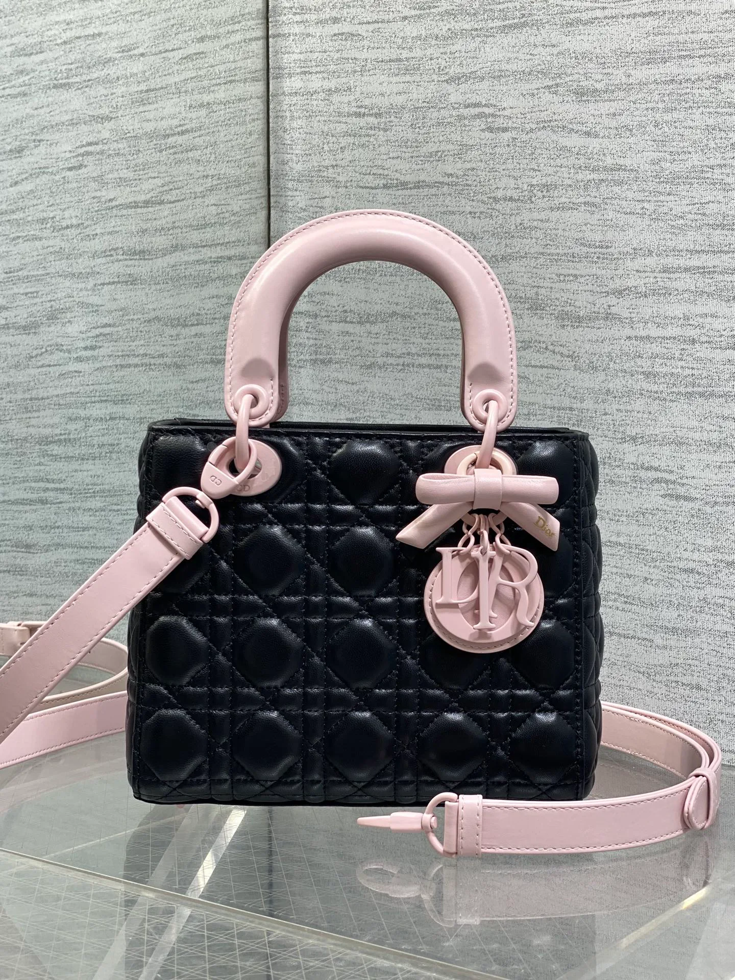 Women's Classic Handbags CHRISTIAN DIOR 17463951