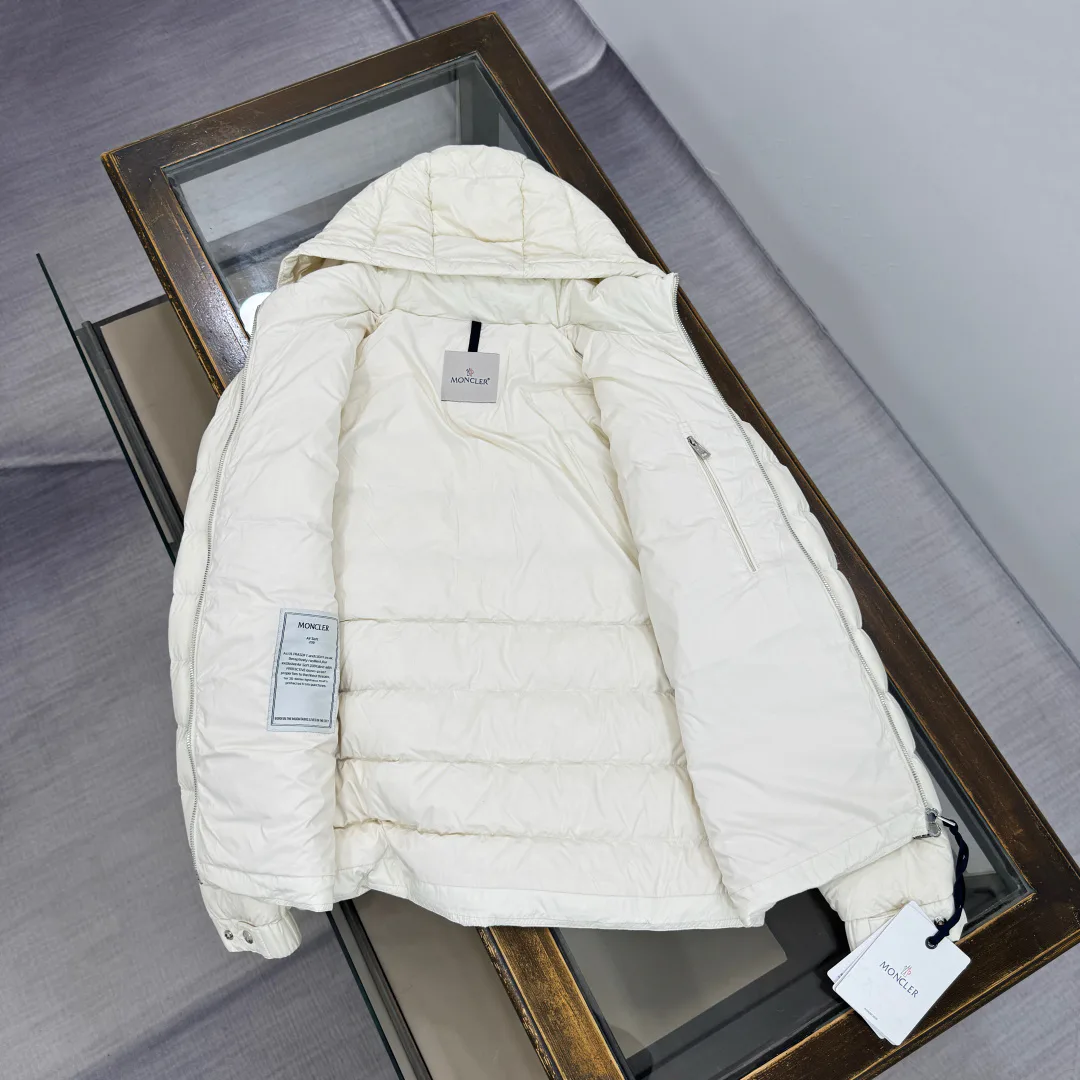 Men's Jackets And Down Jackets MONCLER 18001937