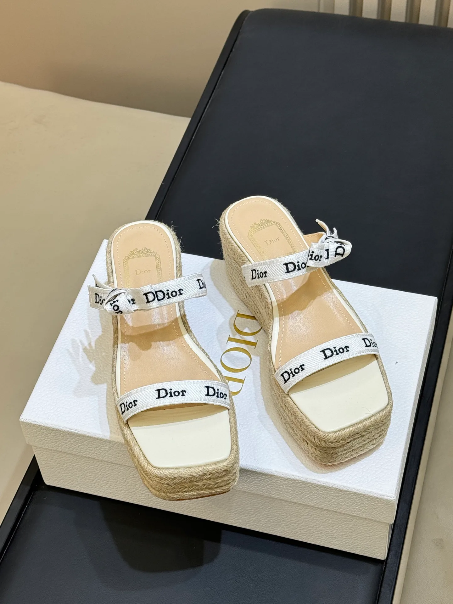 Women's Open-Toe Sandals CHRISTIAN DIOR 18073406
