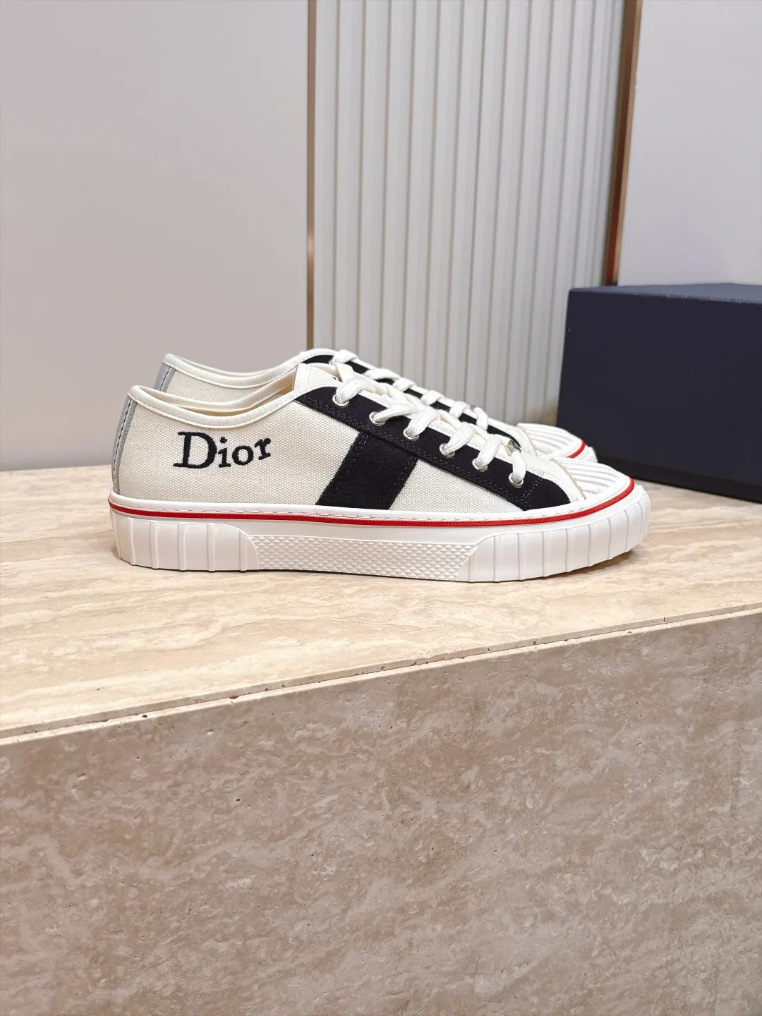 Women's Sneakers CHRISTIAN DIOR 18083922