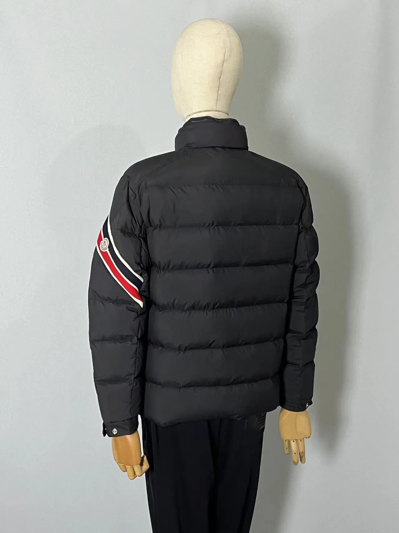 Men's Jackets And Down Jackets MONCLER 18130191