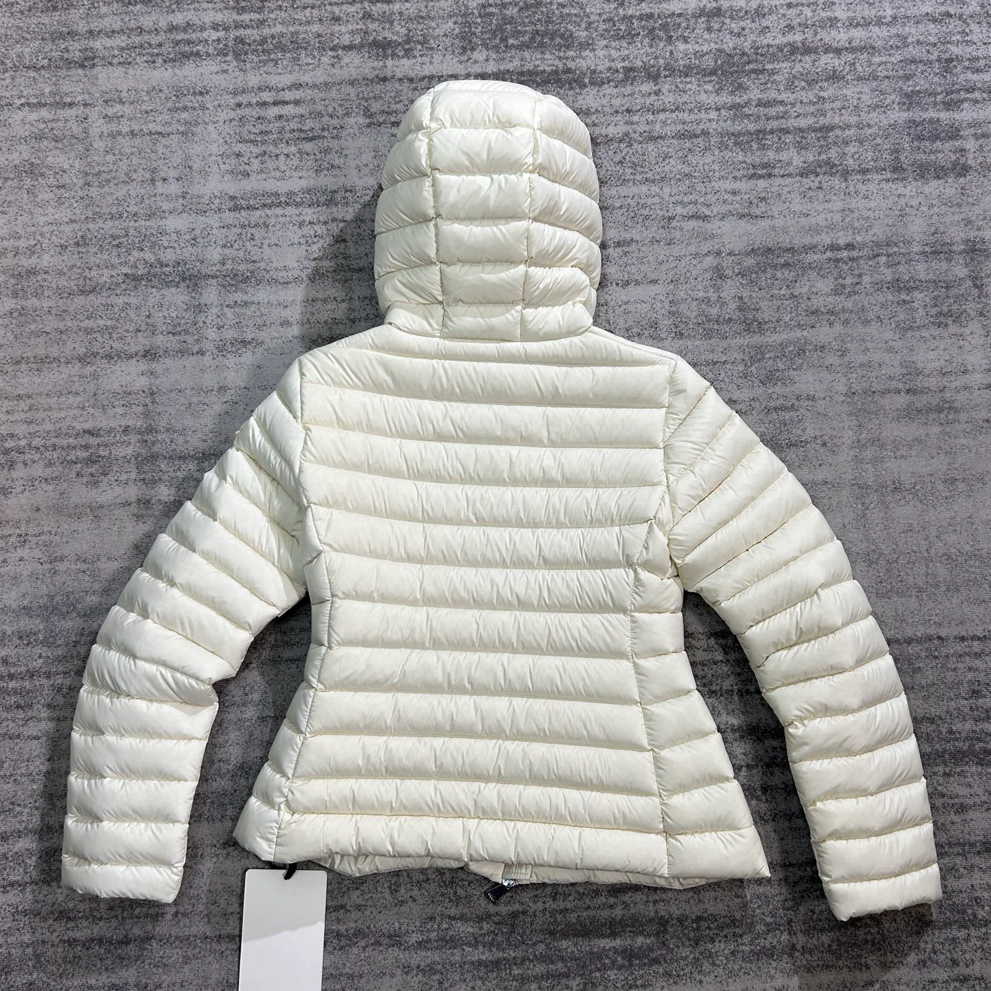 Women's Jackets And Down Jackets MONCLER 18133812