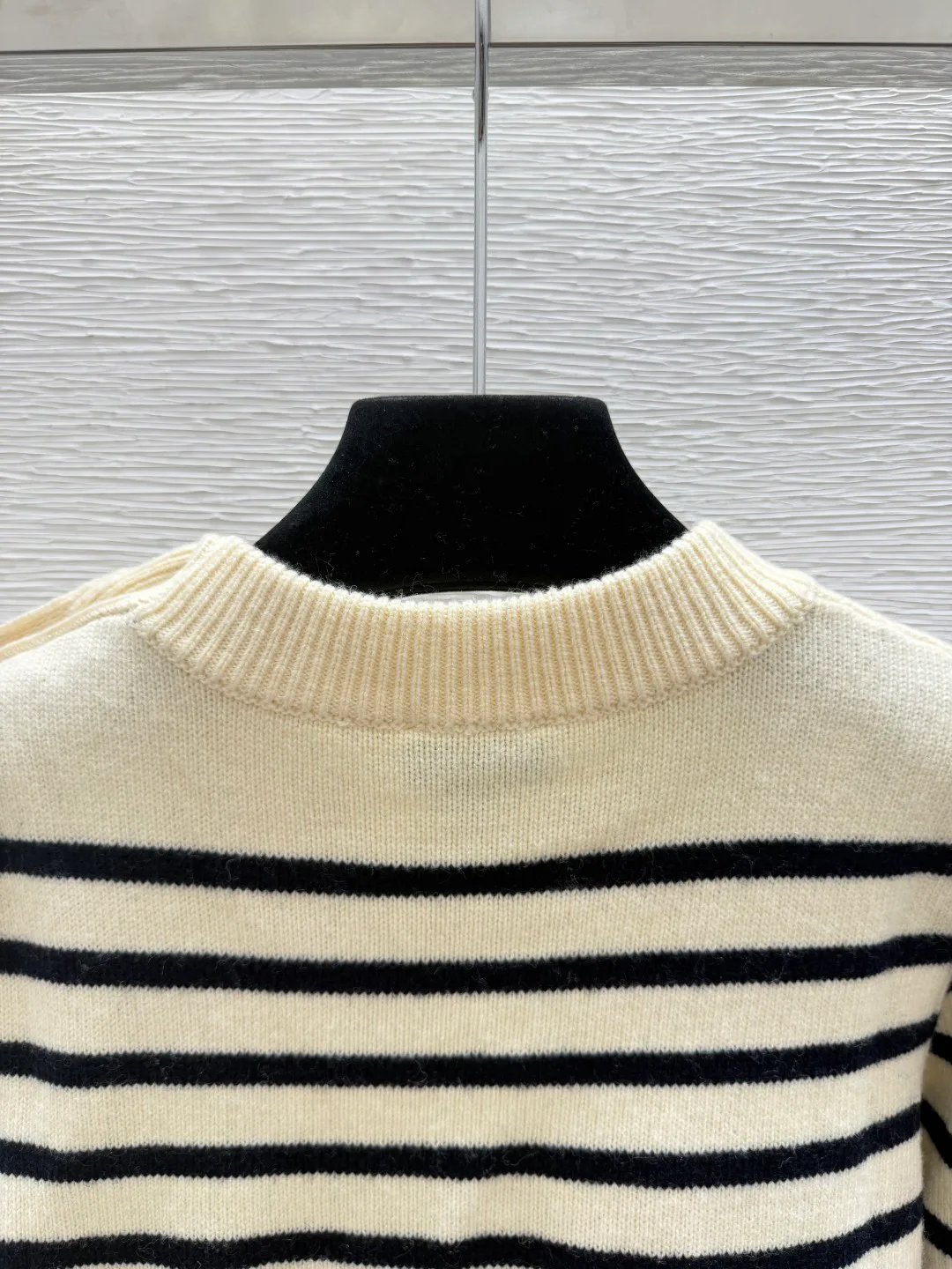 Women's Jumpers And Sweaters CHANEL 17696385