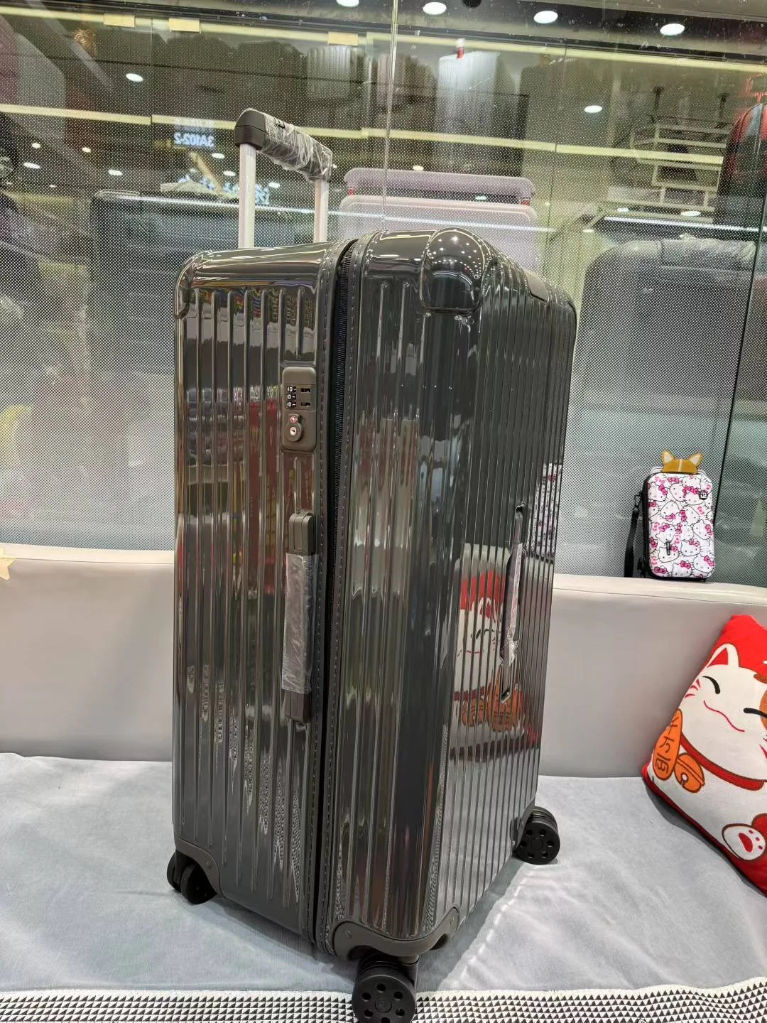 Suitcases RIMOWA 17803826