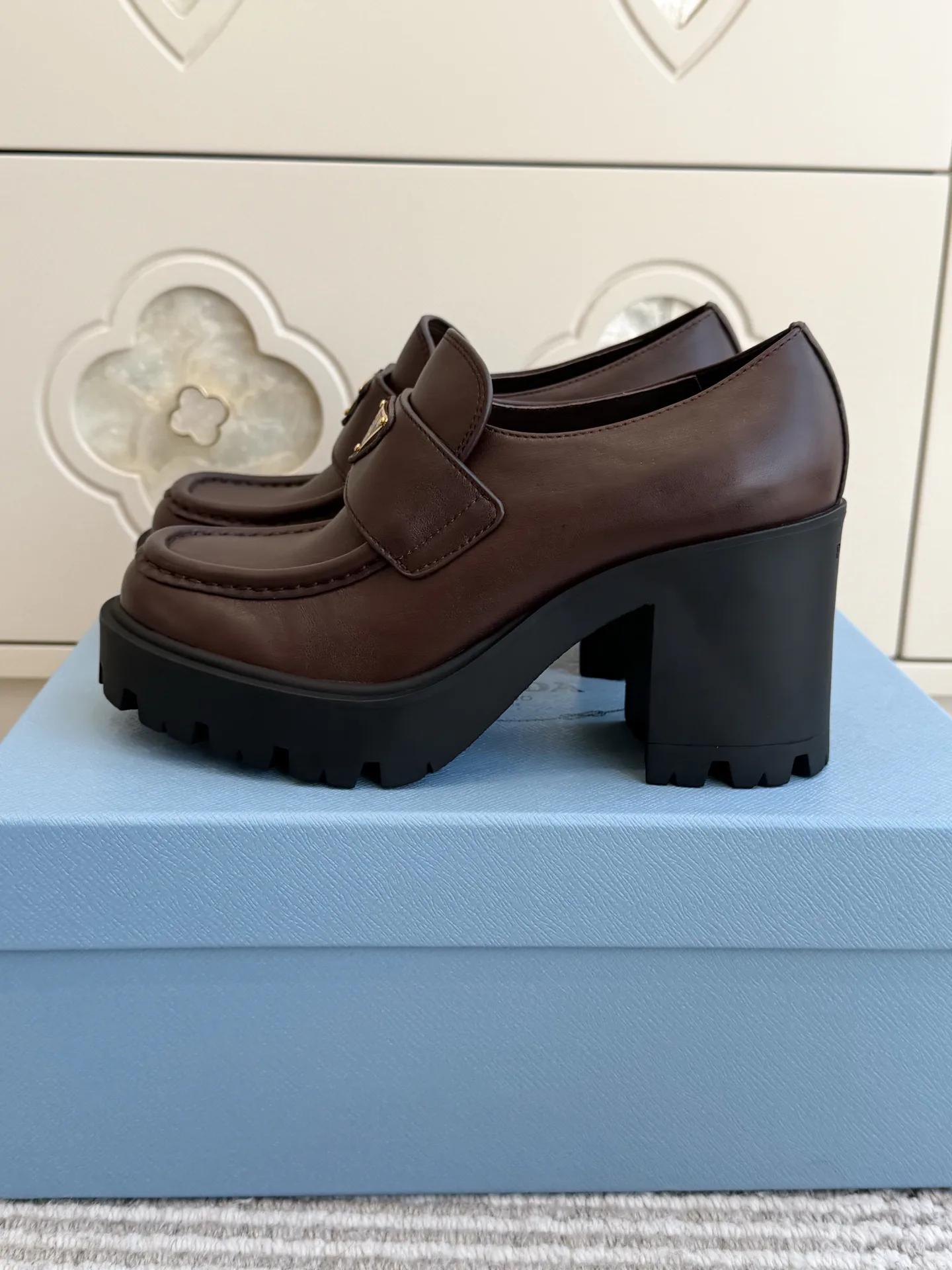 Women's Loafers And Moccasins PRADA 17872182