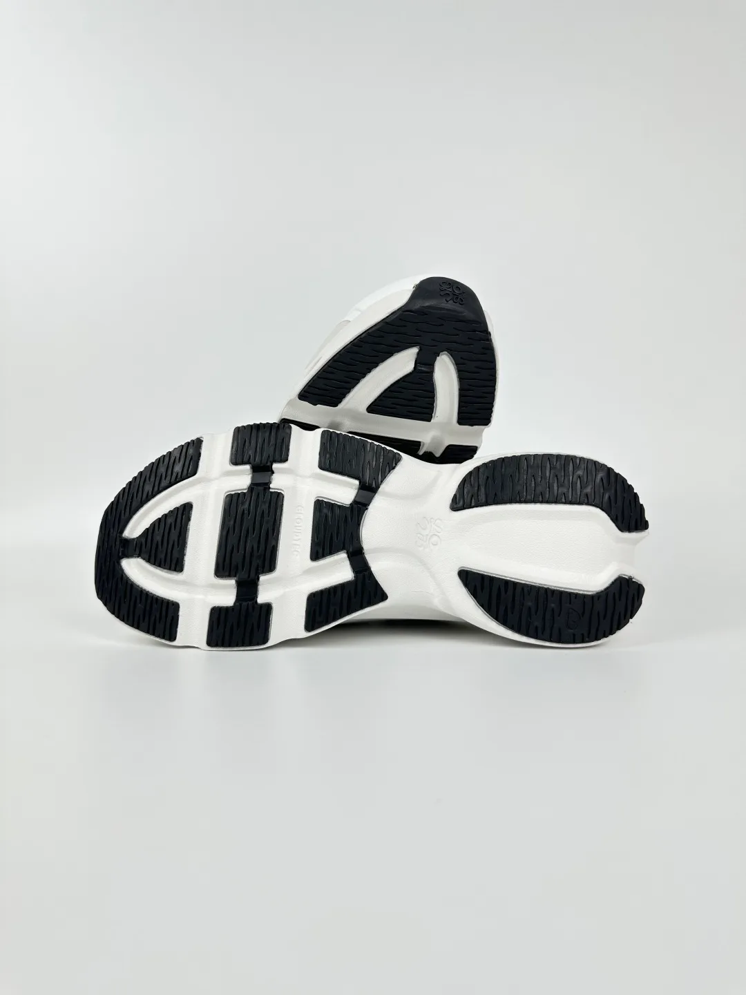 Women's Sneakers LOEWE 18101043