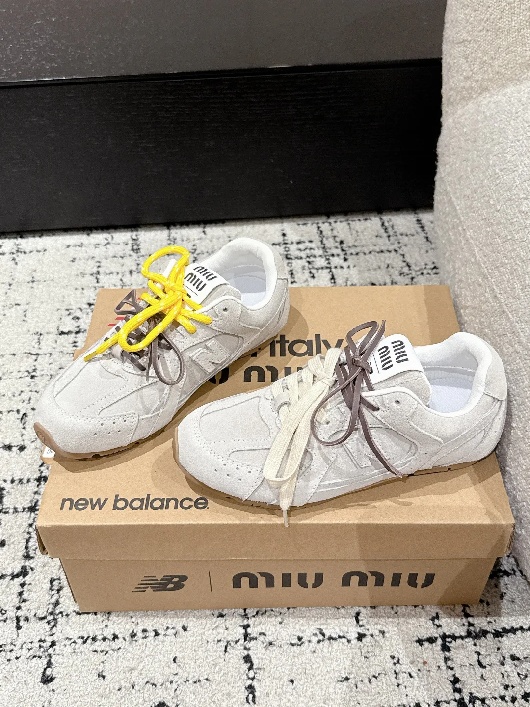 Women's Sneakers MIU MIU 18409628