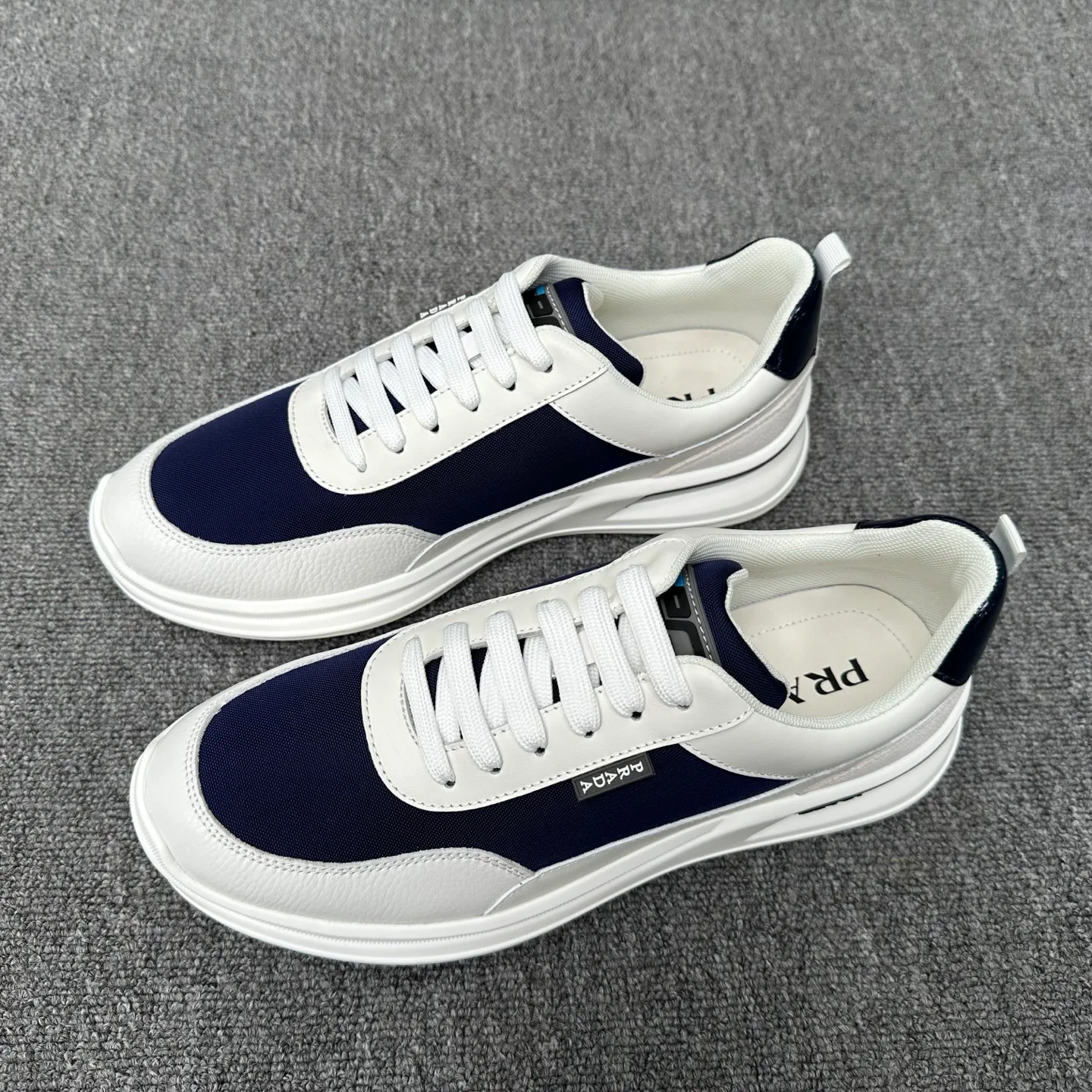 Men's Sneakers PRADA 18076342