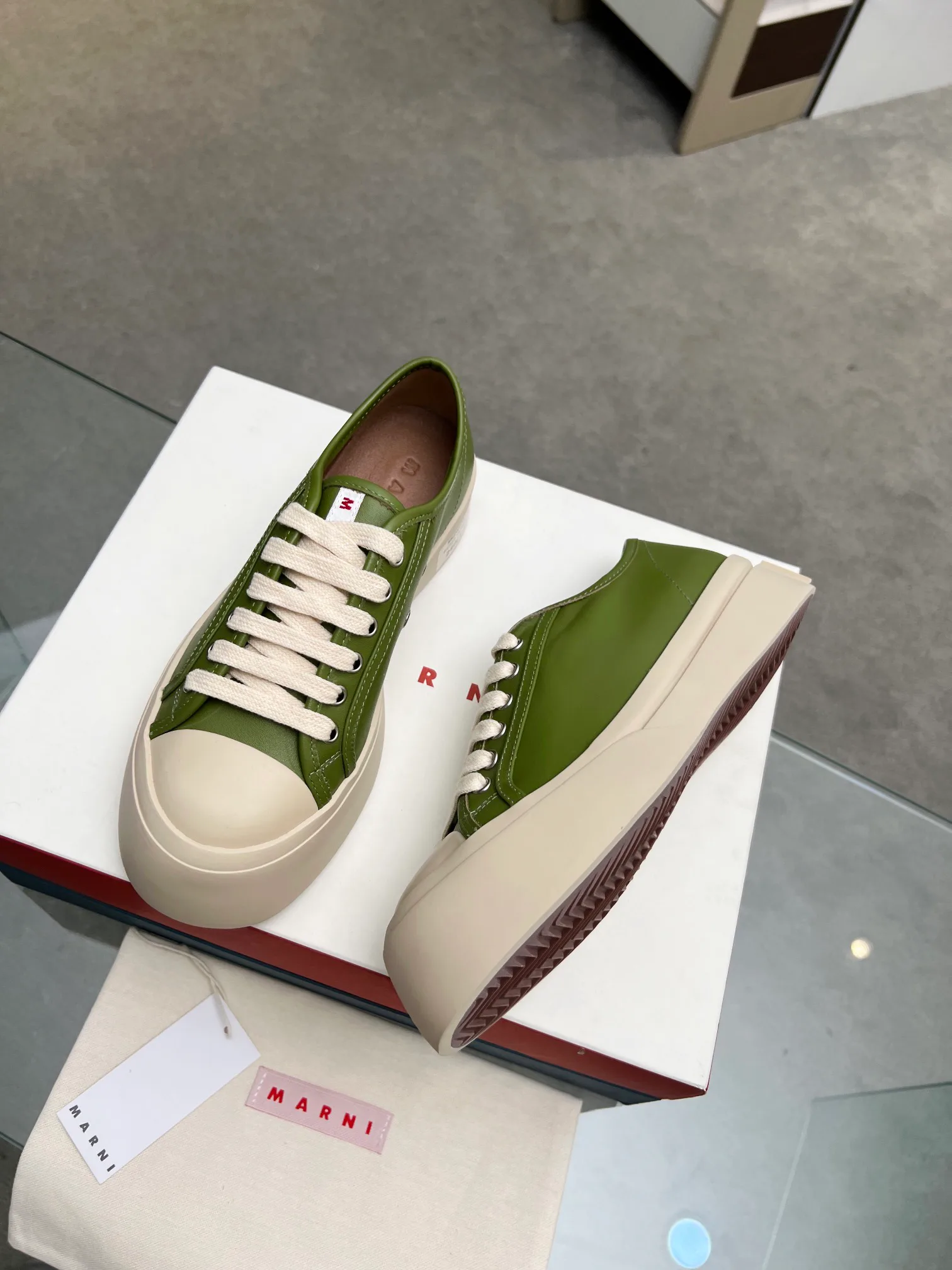 Women's Sneakers MARNI 18039751