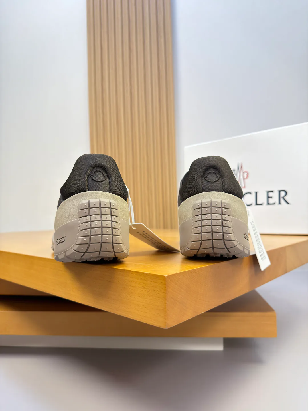 Men's Sneakers MONCLER 18142539