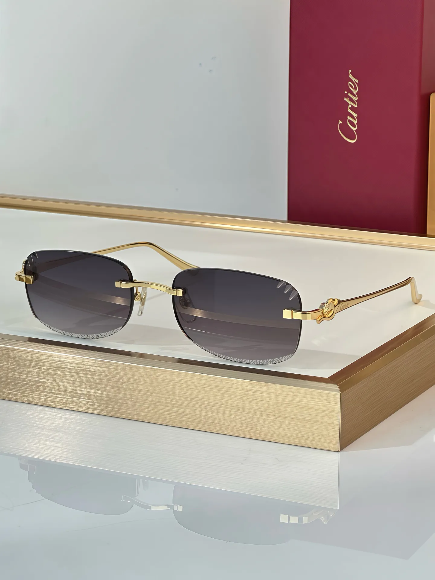 Glasses CARTIER 18060100