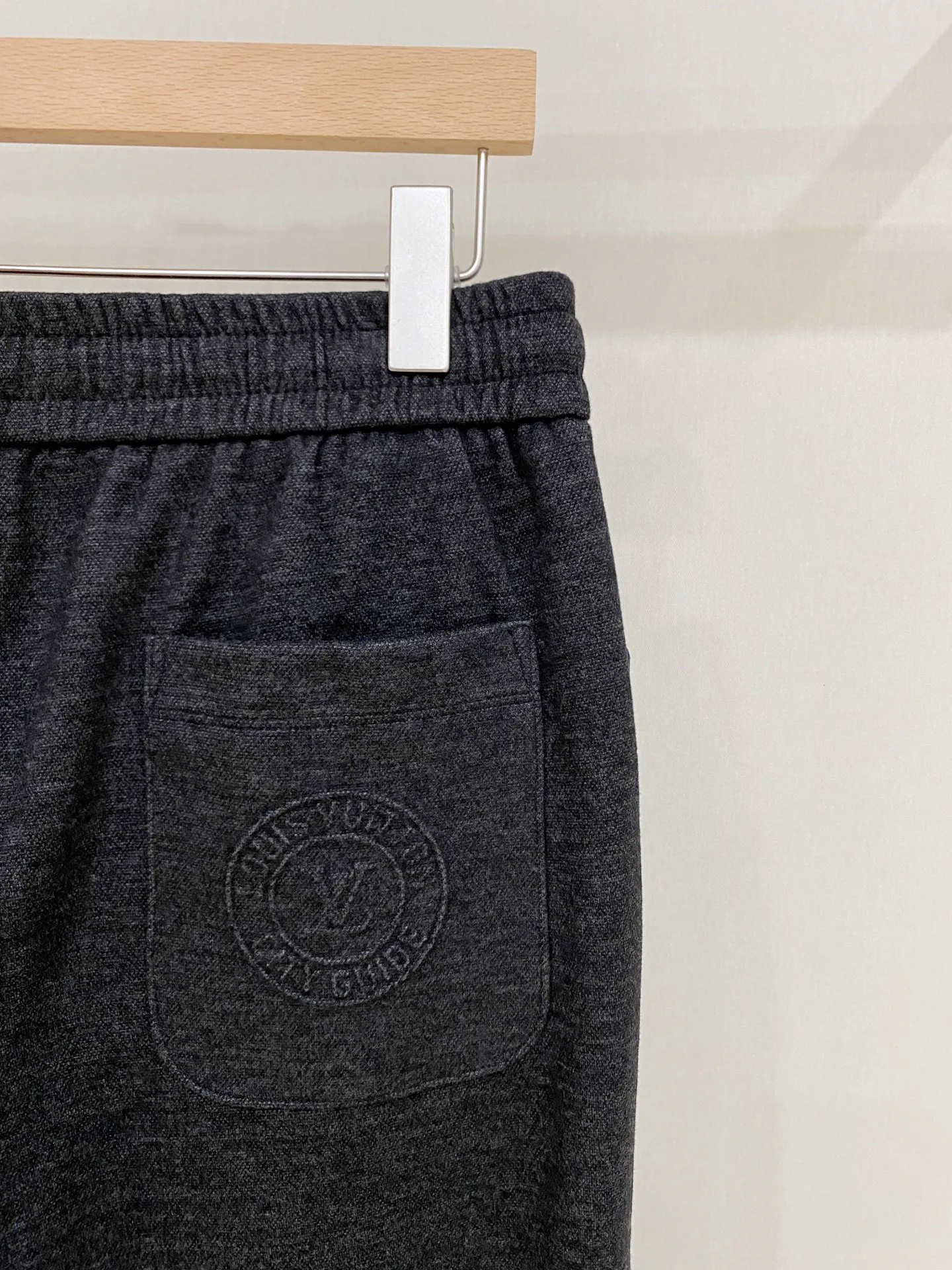 Men's Trousers LOUIS VUITTON 17992948
