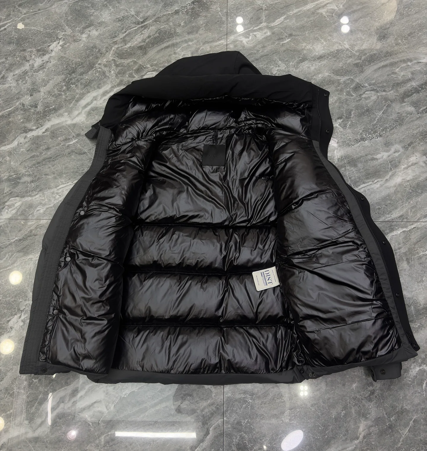 Men's Jackets And Down Jackets MONCLER 17568670