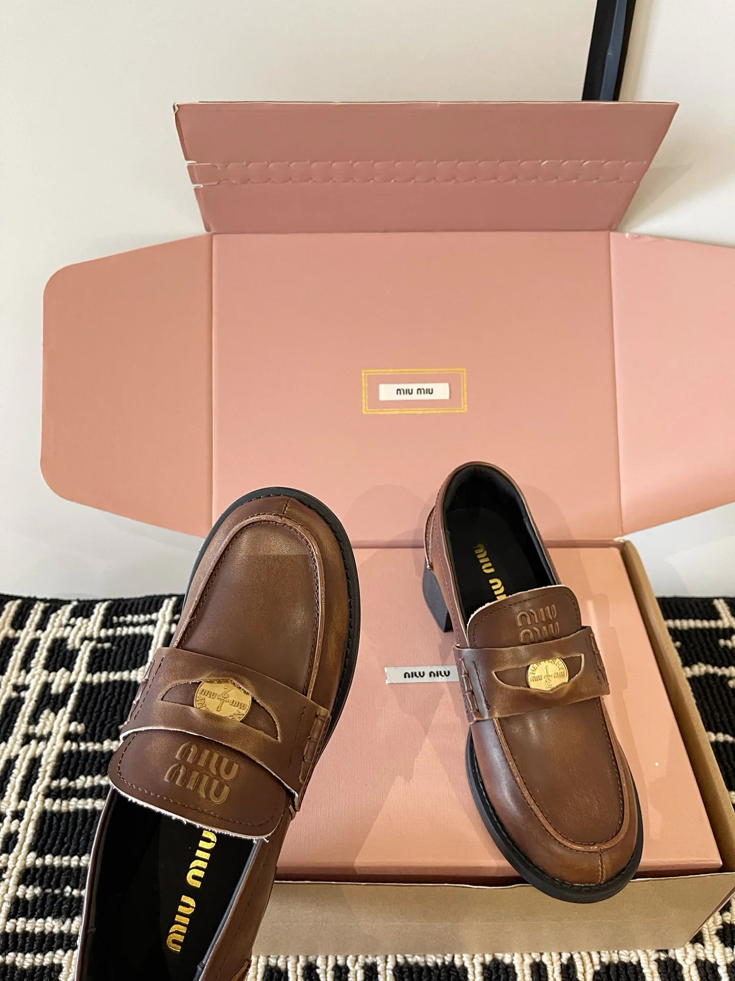Women's Loafers And Moccasins MIU MIU 16968117