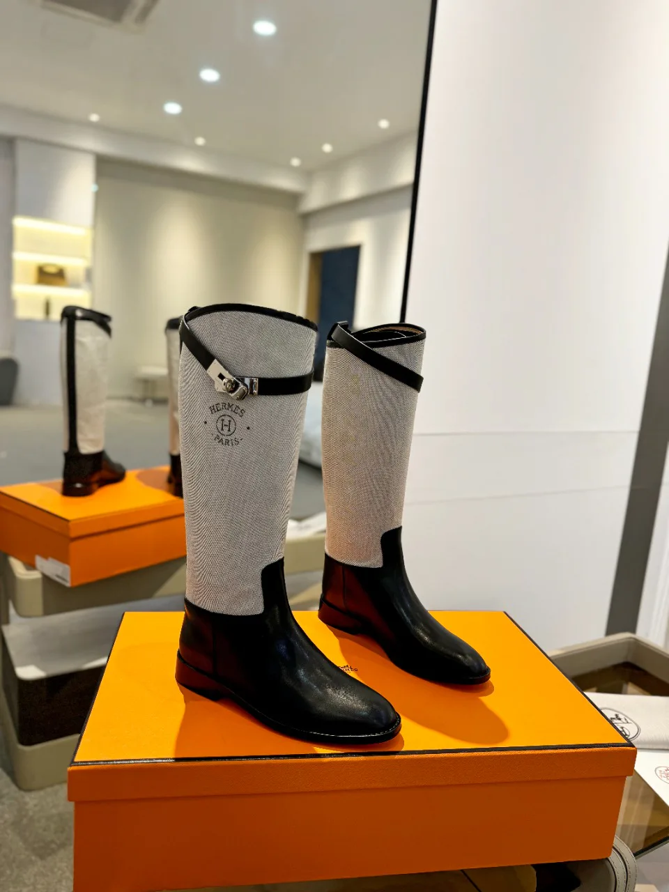 Women's Boots HERMES 18521318