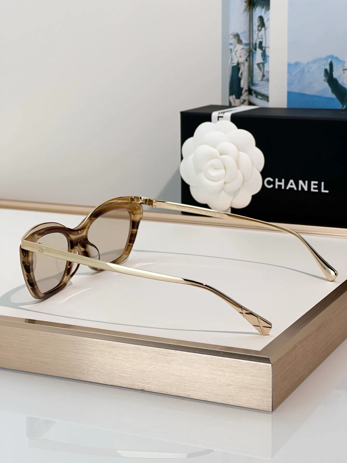 Glasses CHANEL 18060353
