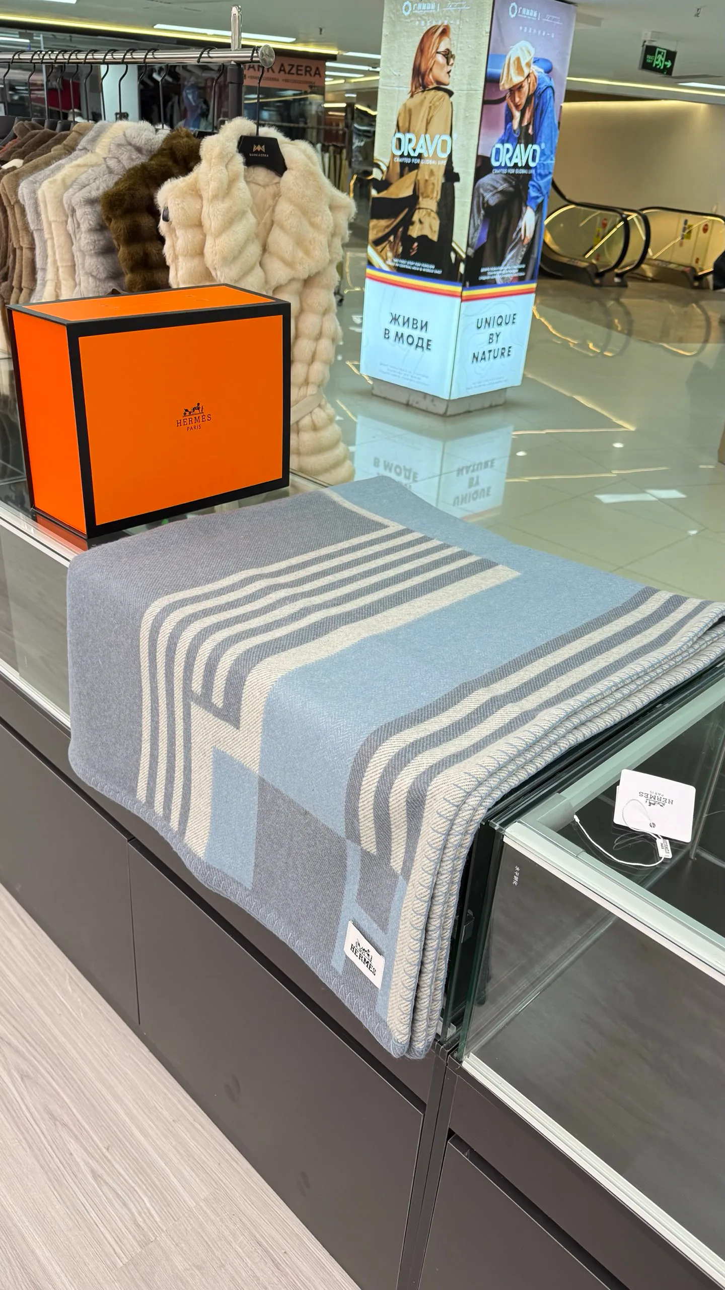 Textiles HERMES 18222658