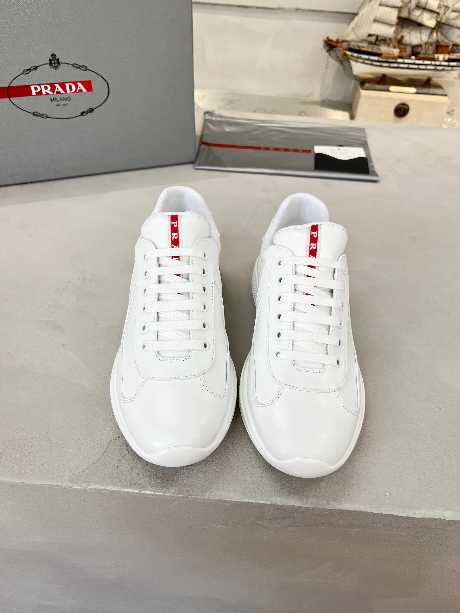 Women's Sneakers PRADA 17704052