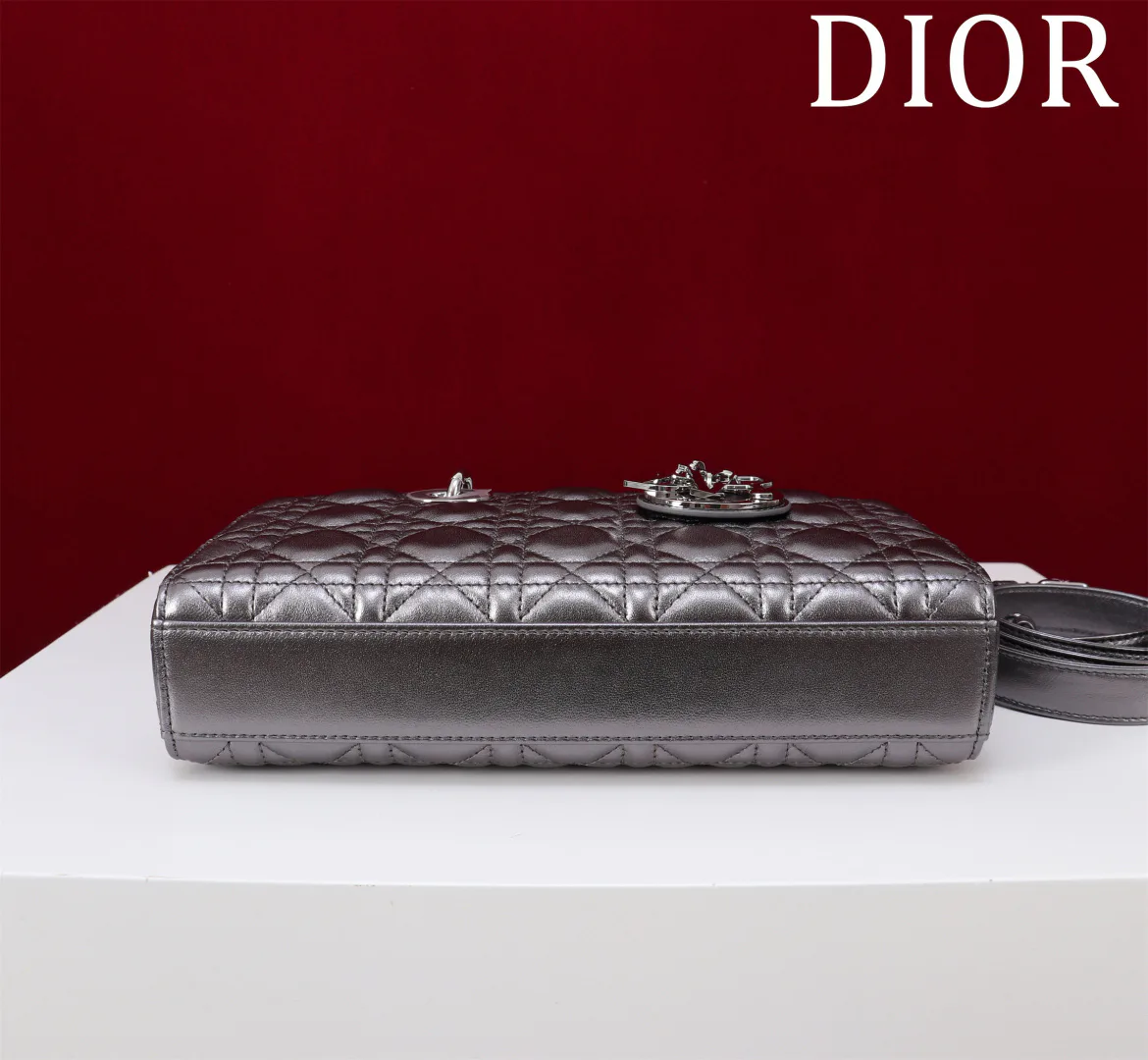 Women's Classic Handbags CHRISTIAN DIOR 18393005