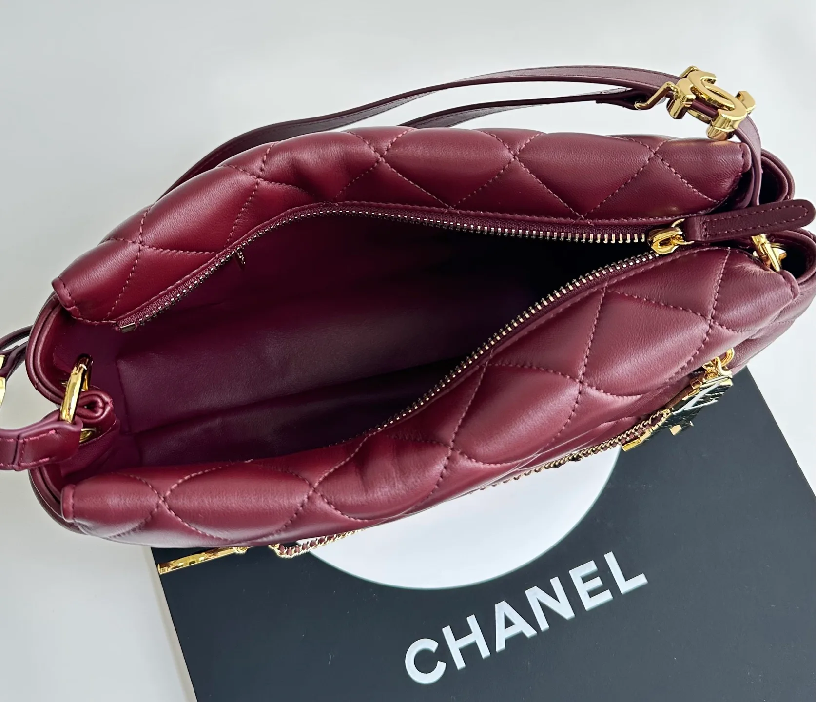 Women's Classic Handbags CHANEL 18058733