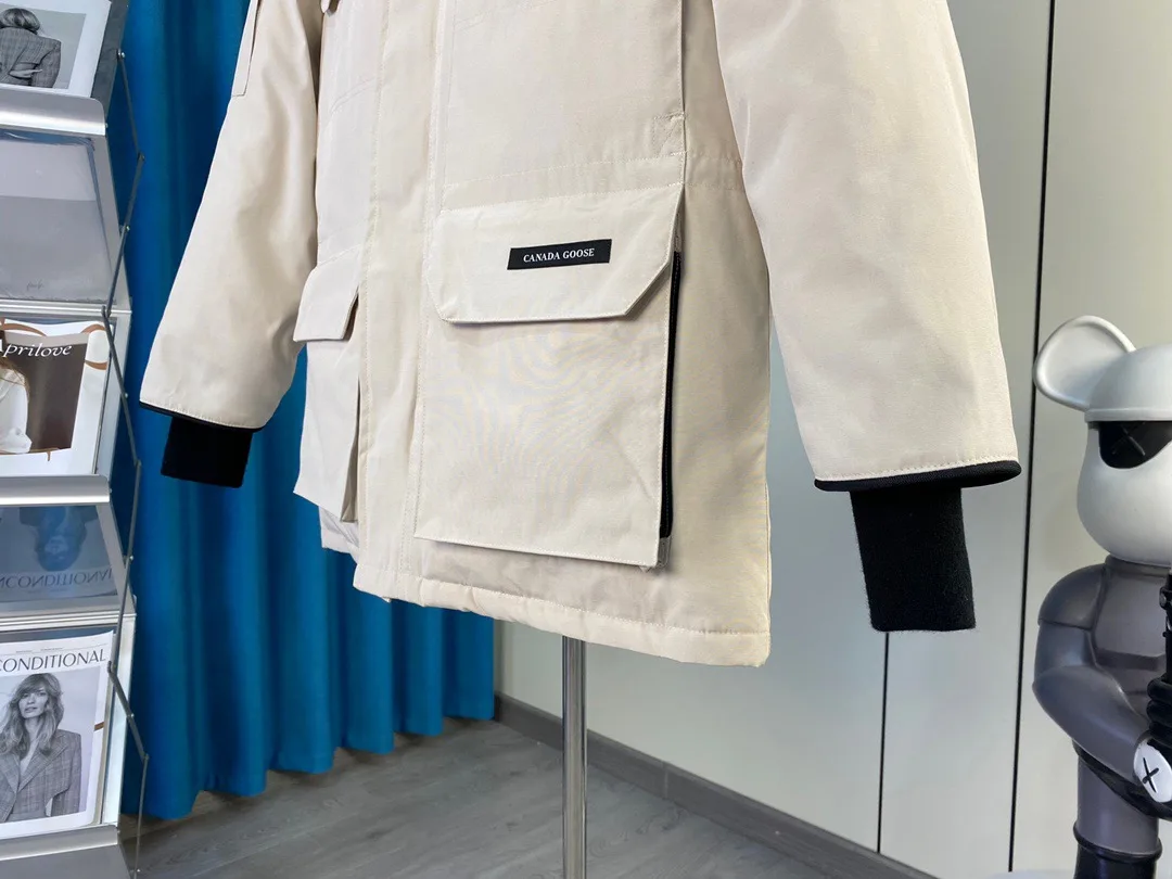 Men's Jackets And Down Jackets CANADA GOOSE 17889511
