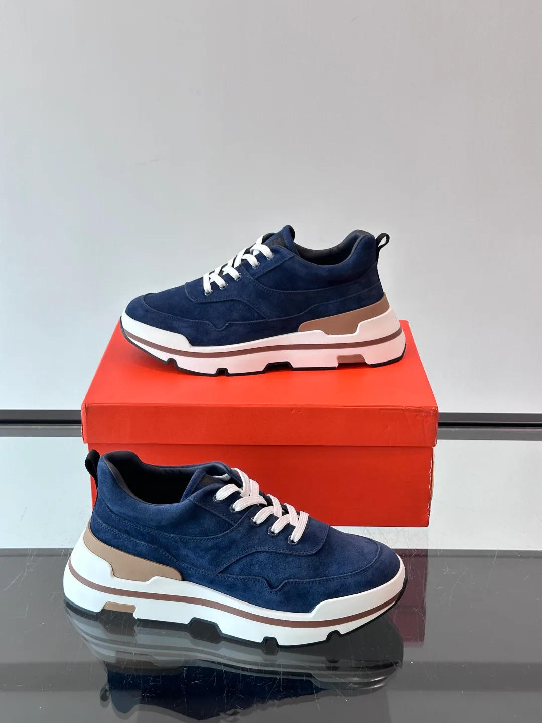 Men's Sneakers HERMES 18500621