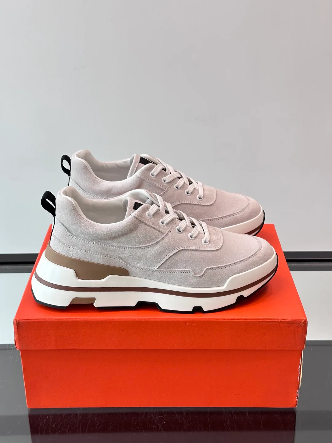 Men's Sneakers HERMES 18500619