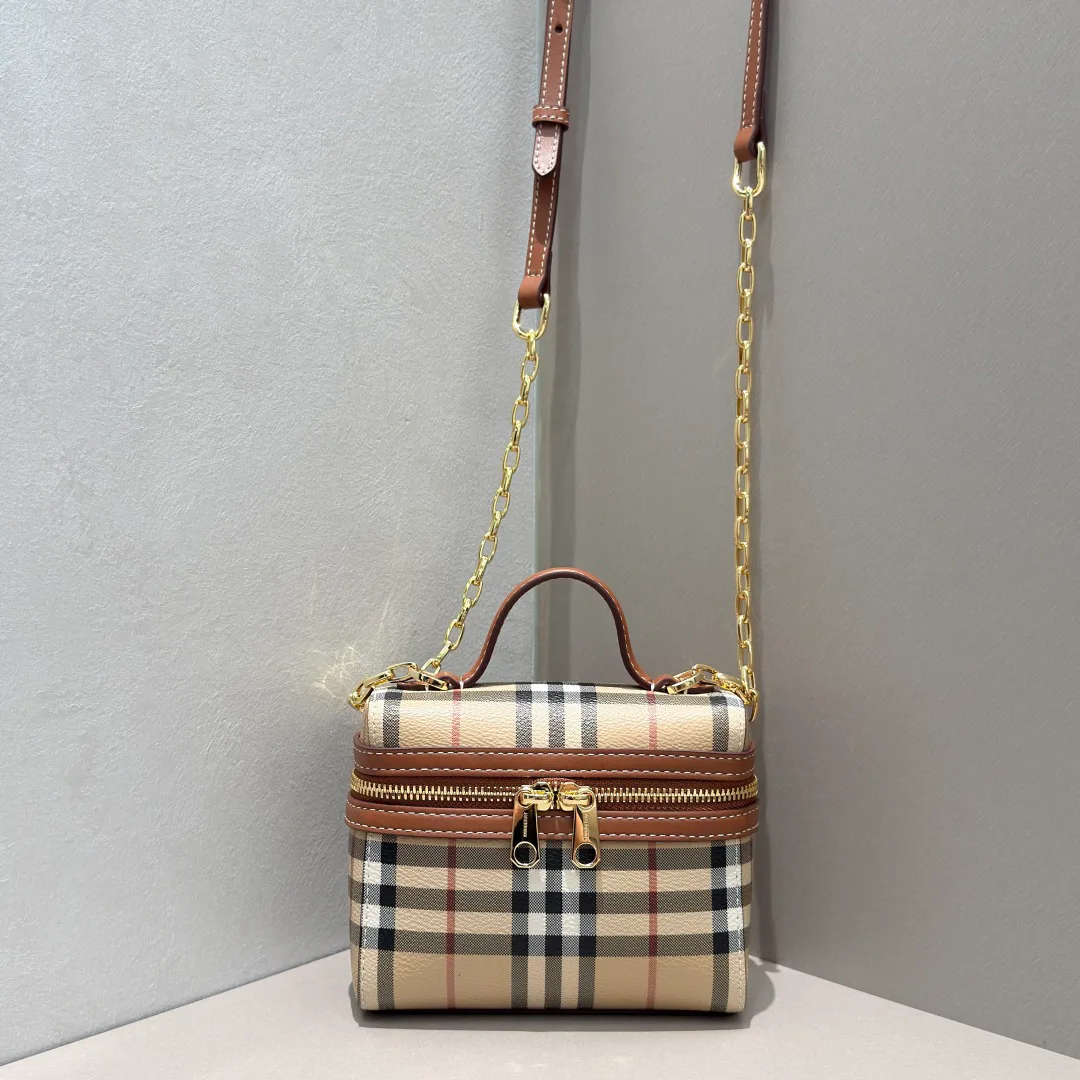 Women's Shoulder Bags BURBERRY 18362280