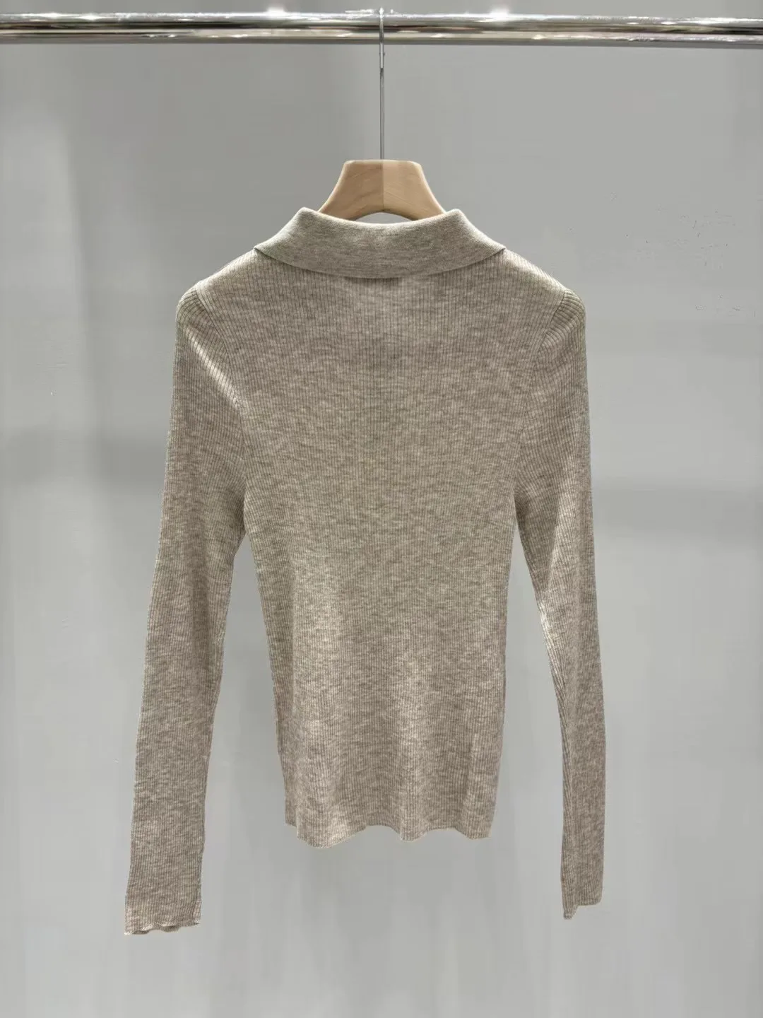 Women's Jumpers And Sweaters MIU MIU 18233422